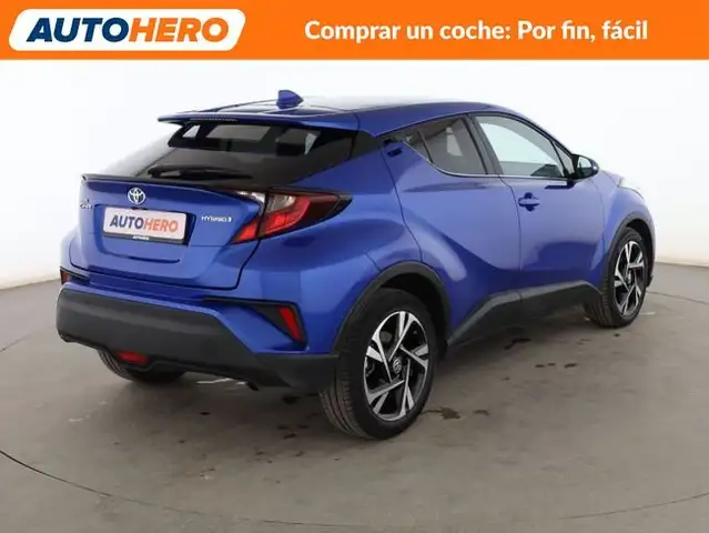 Toyota C-HR view 6