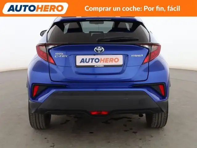 Toyota C-HR view 5