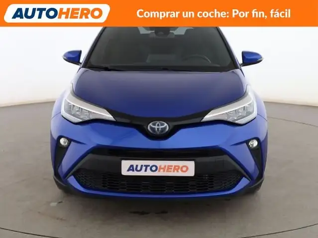 Toyota C-HR view 9