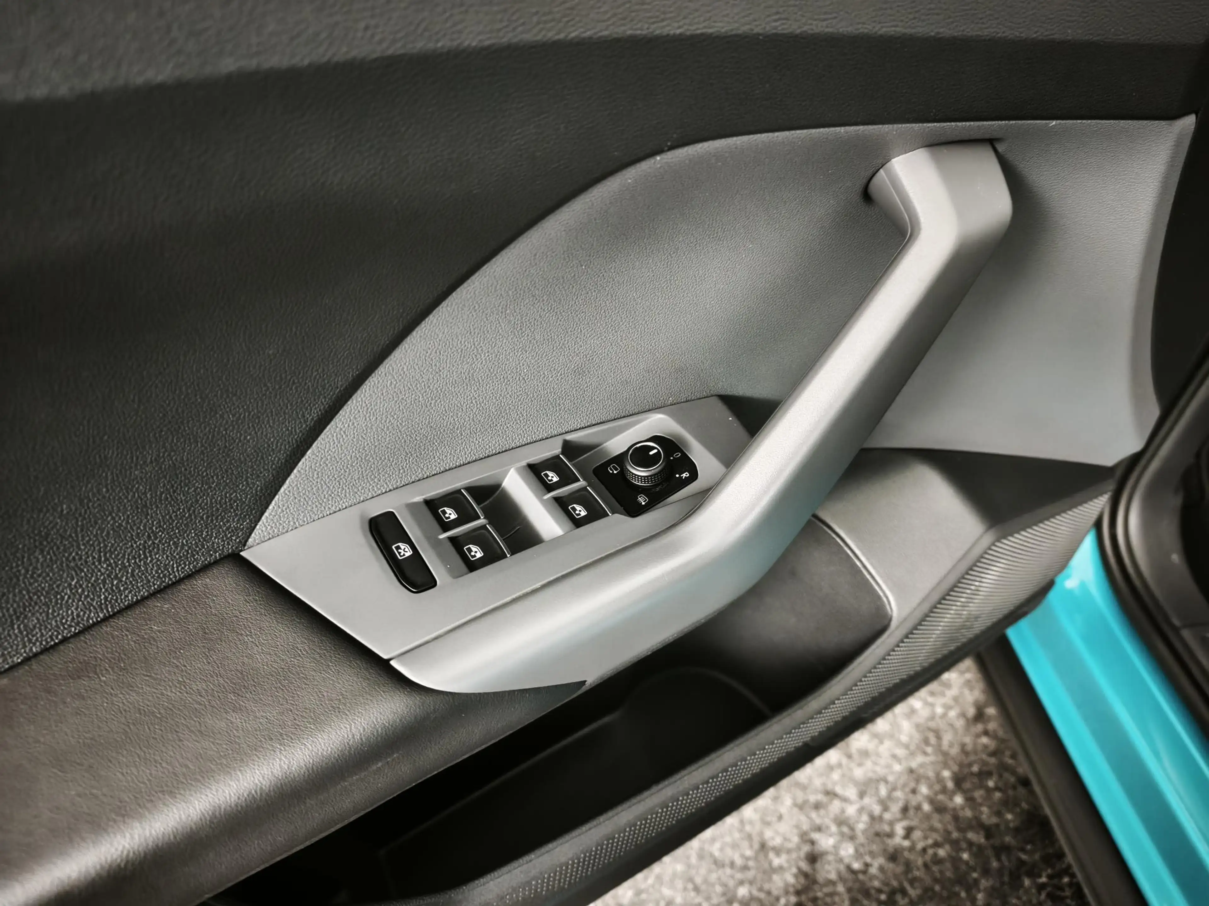 Volkswagen T-Cross 1.0 TSI Style | NAVI | CLIMATE CONTROL | VIRTUAL C — photo 27