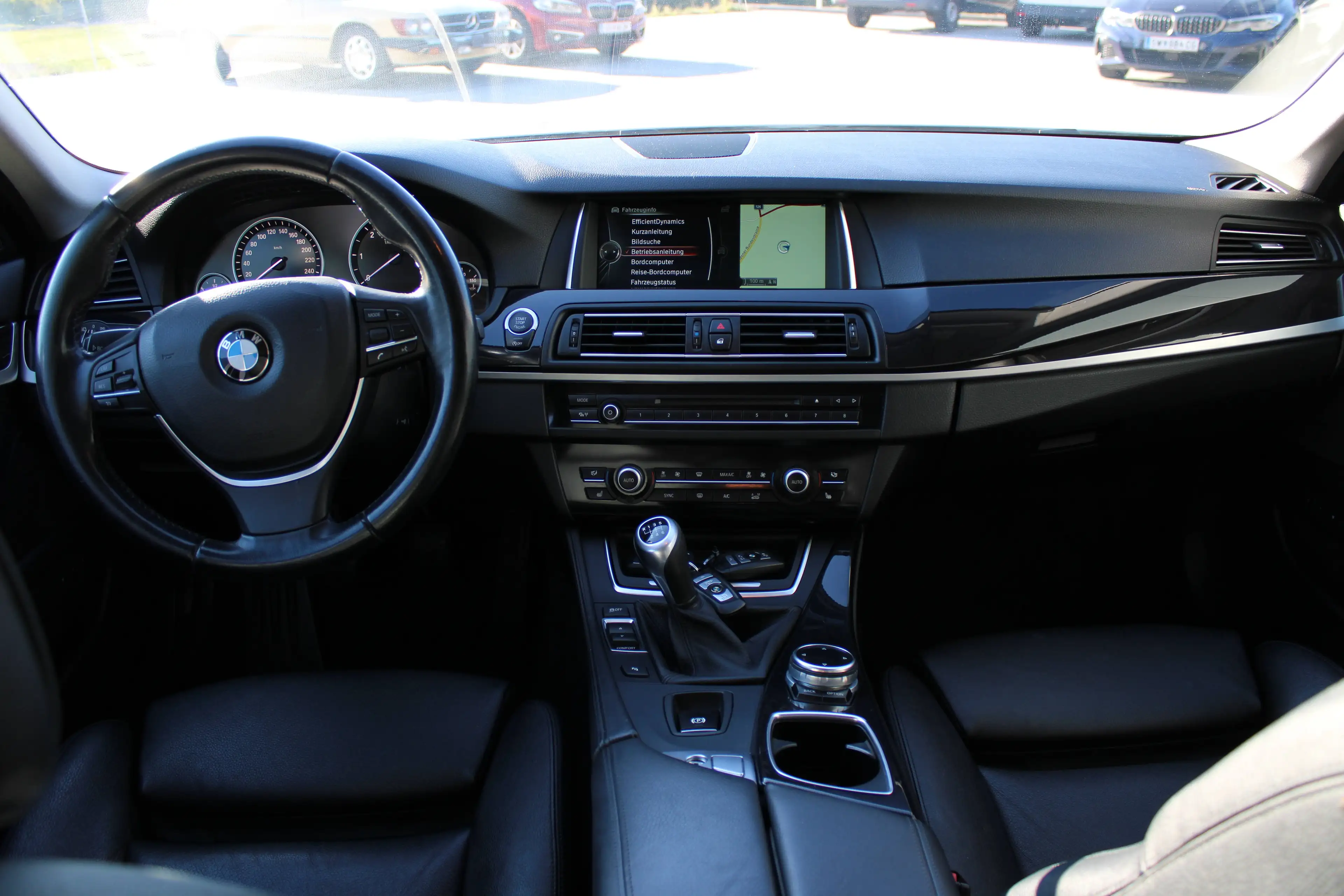 BMW 525 d LCI*Navi*Sportsitze*Standheizung — photo 7
