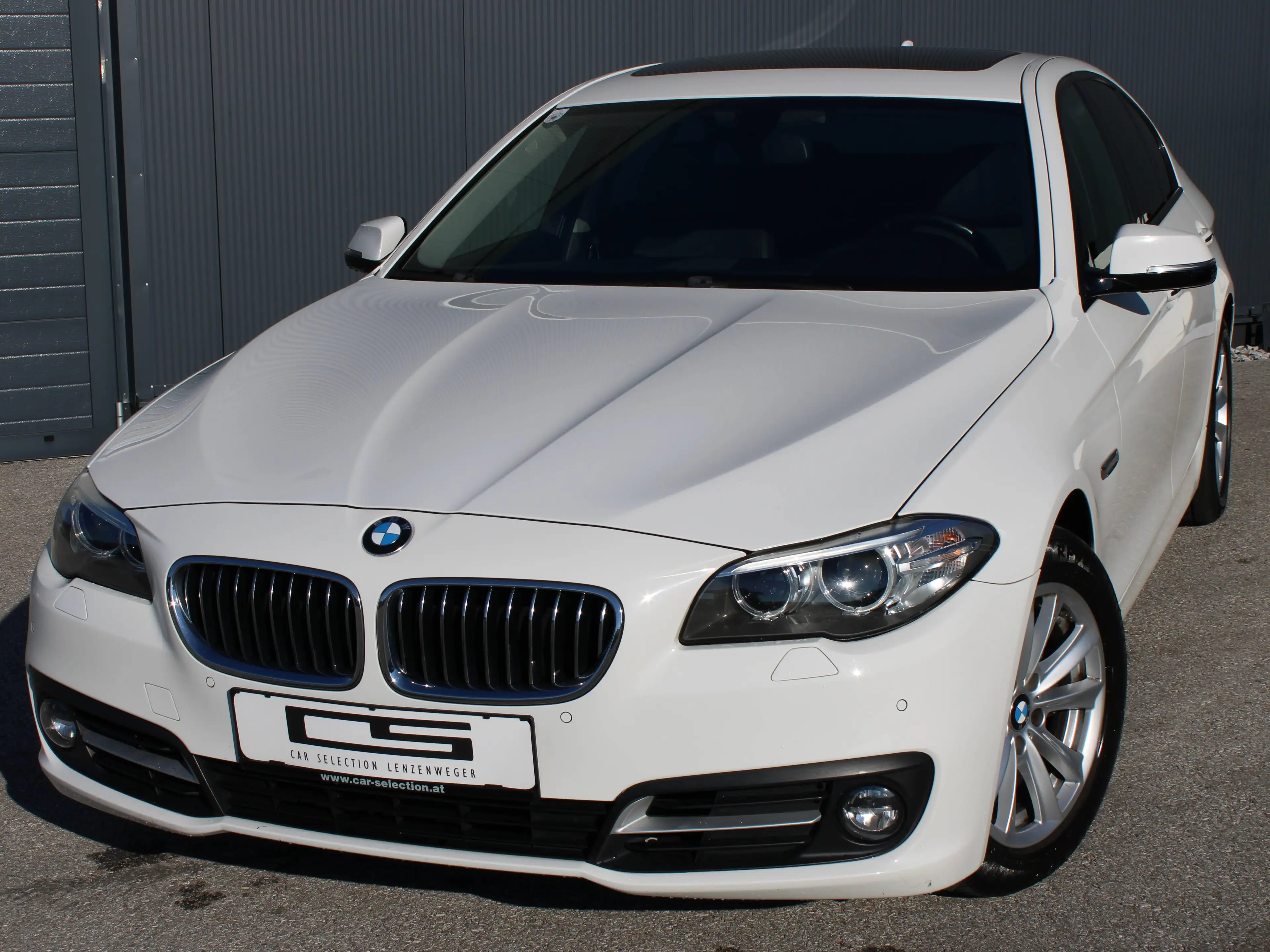 BMW 525 d LCI*Navi*Sportsitze*Standheizung — photo 4