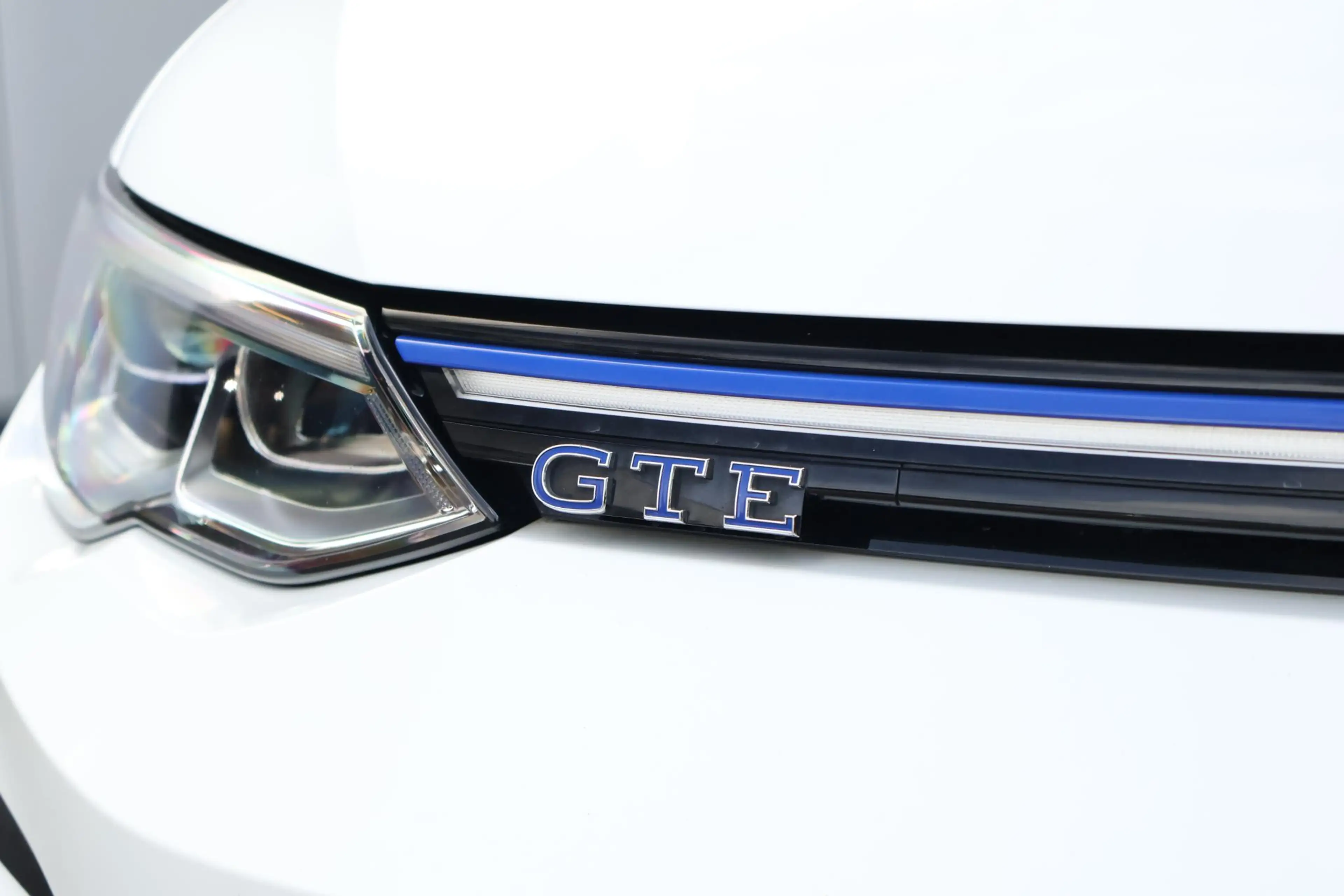 Volkswagen Golf GTE 1.4 eHybrid / Pano / Adaptive Cruise — photo 5