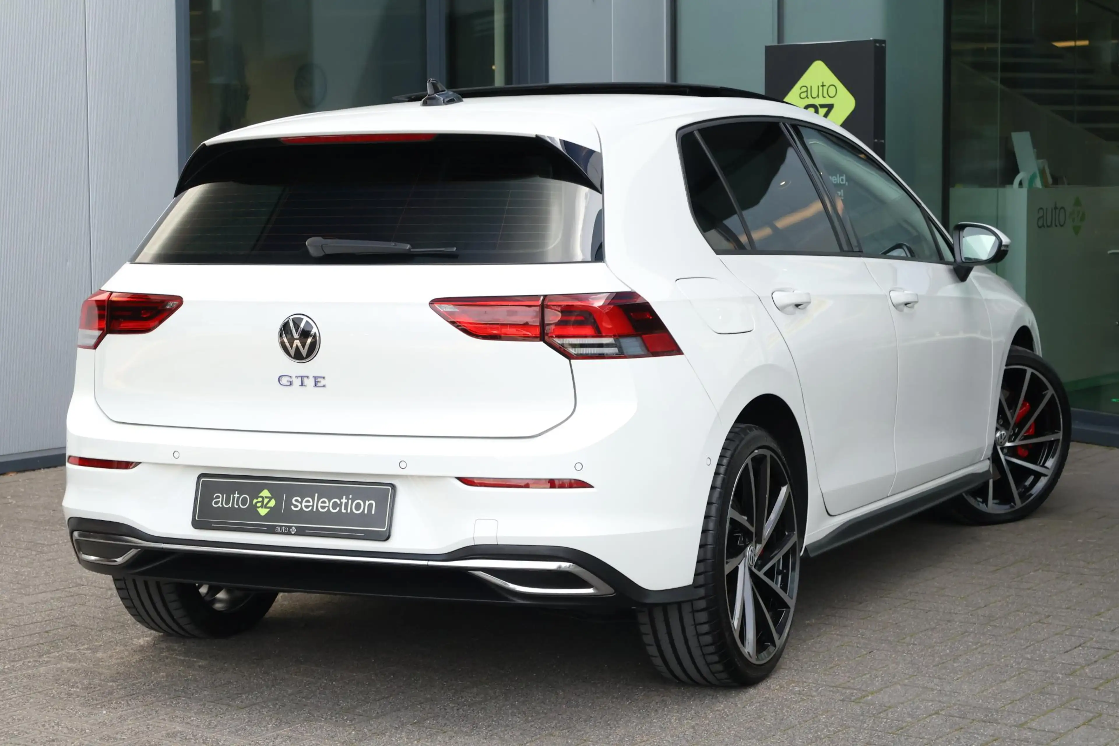 Volkswagen Golf GTE 1.4 eHybrid / Pano / Adaptive Cruise — photo 2