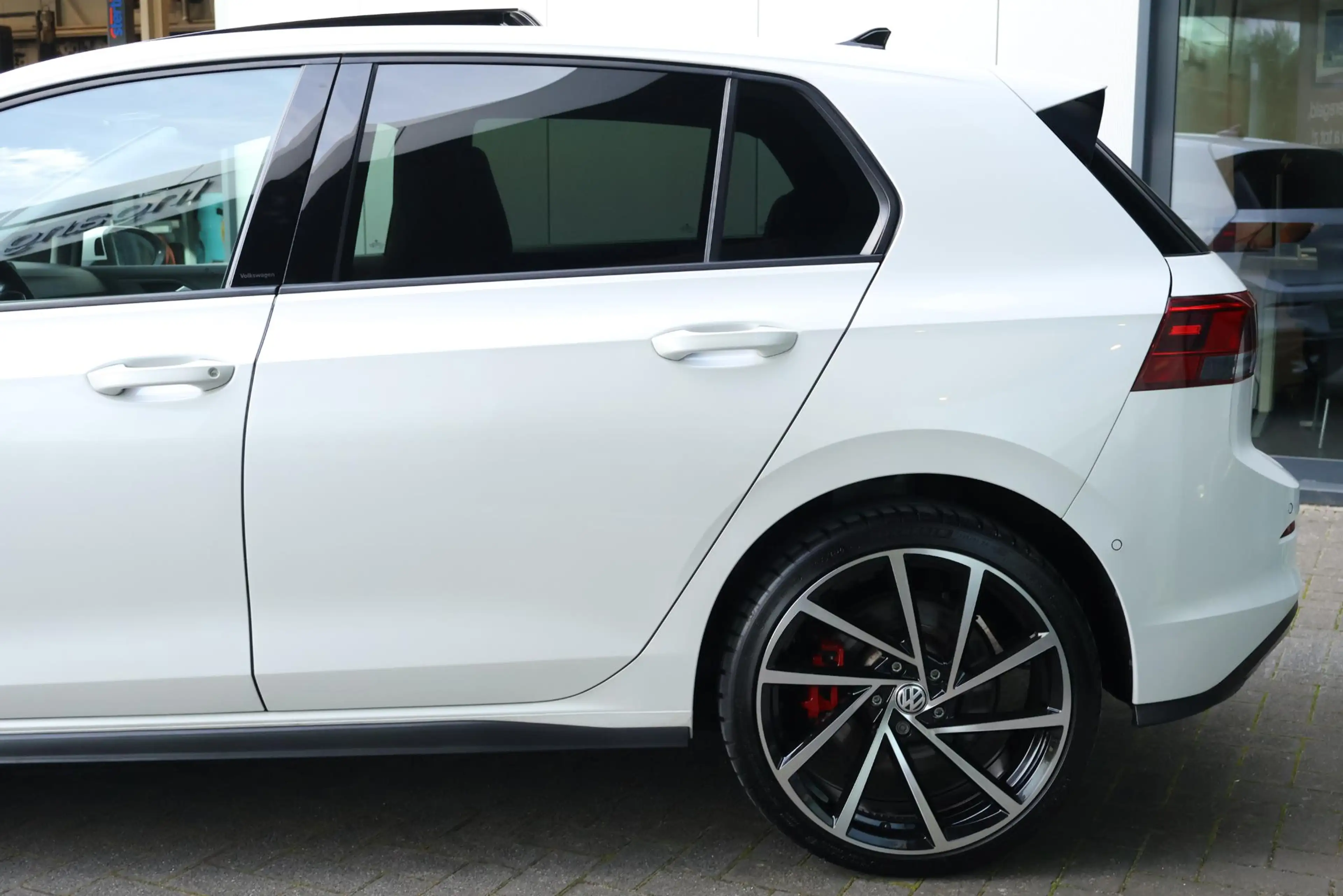 Volkswagen Golf GTE 1.4 eHybrid / Pano / Adaptive Cruise — photo 8
