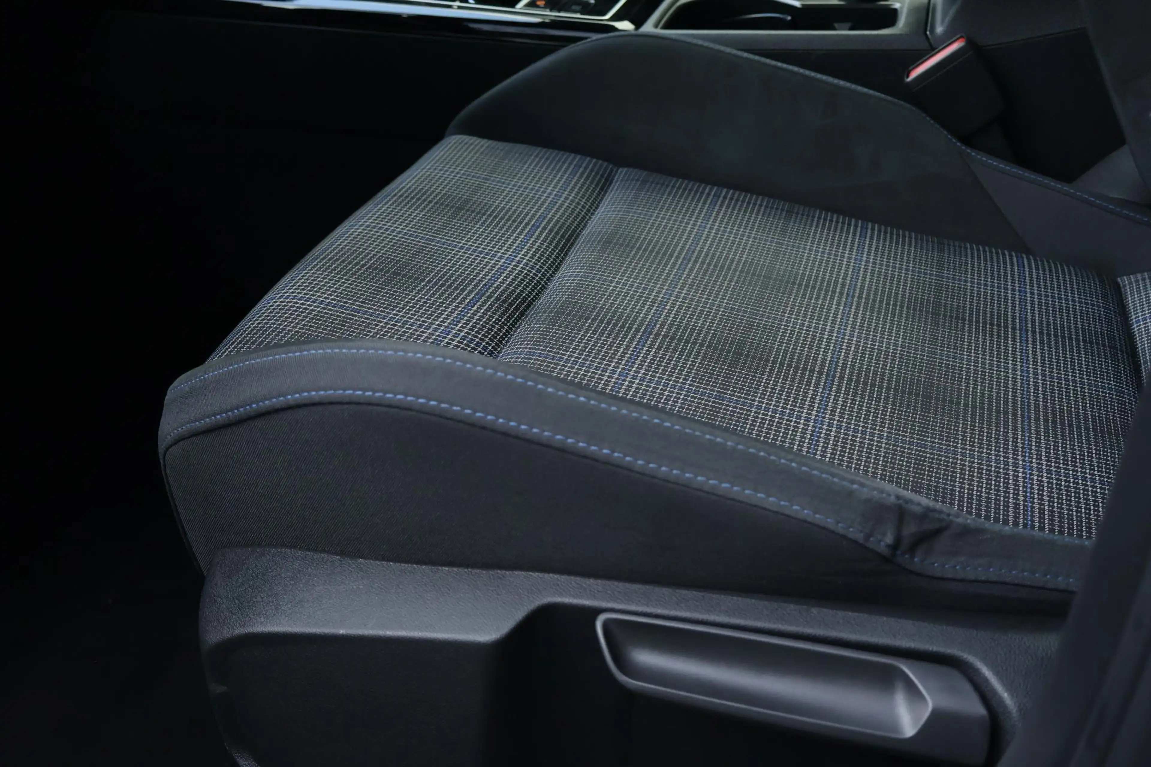 Volkswagen Golf GTE 1.4 eHybrid / Pano / Adaptive Cruise — photo 14