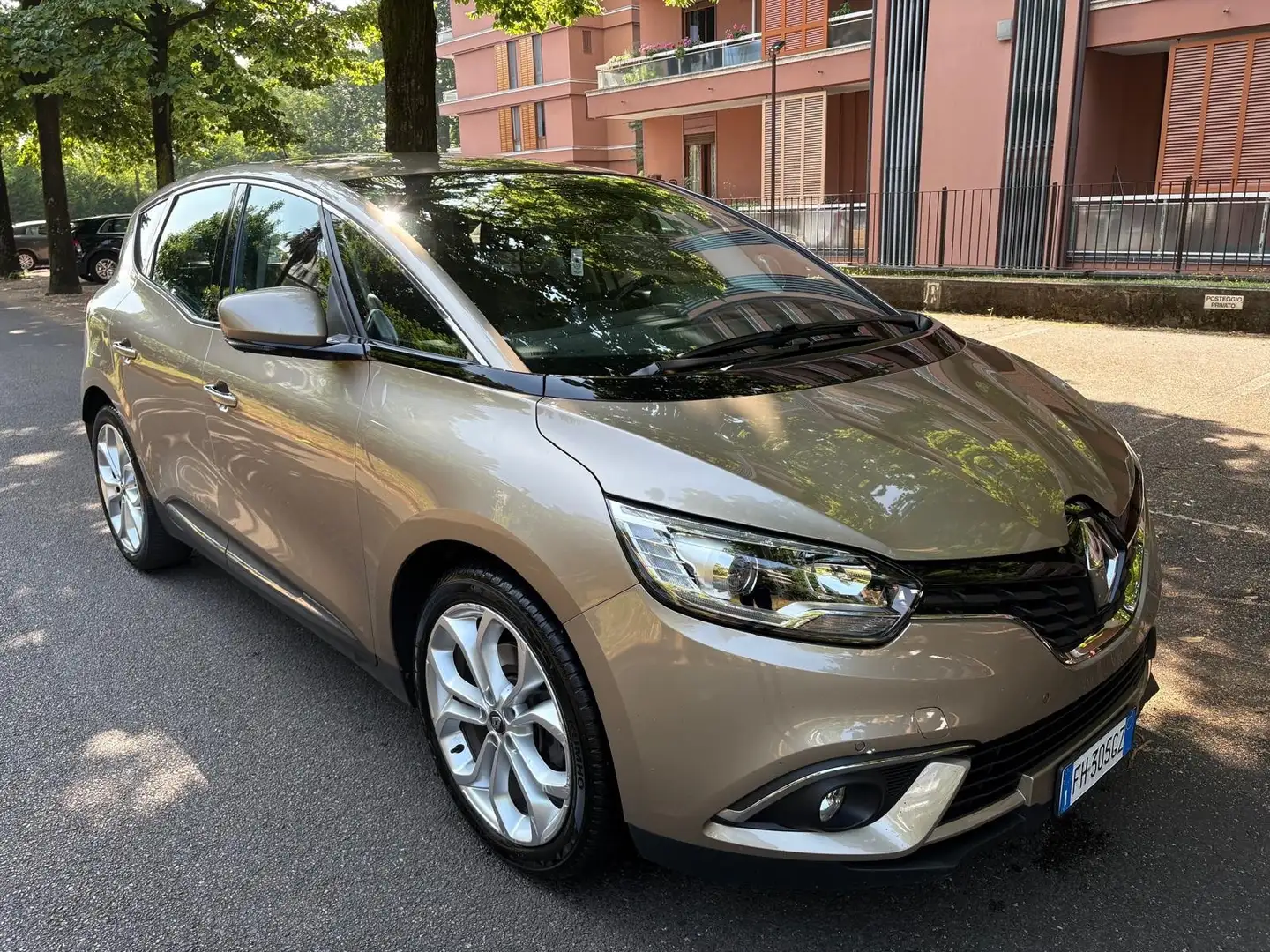 Renault Scenic Scénic dCi 8V 110 CV Energy Intens Grigio - 1