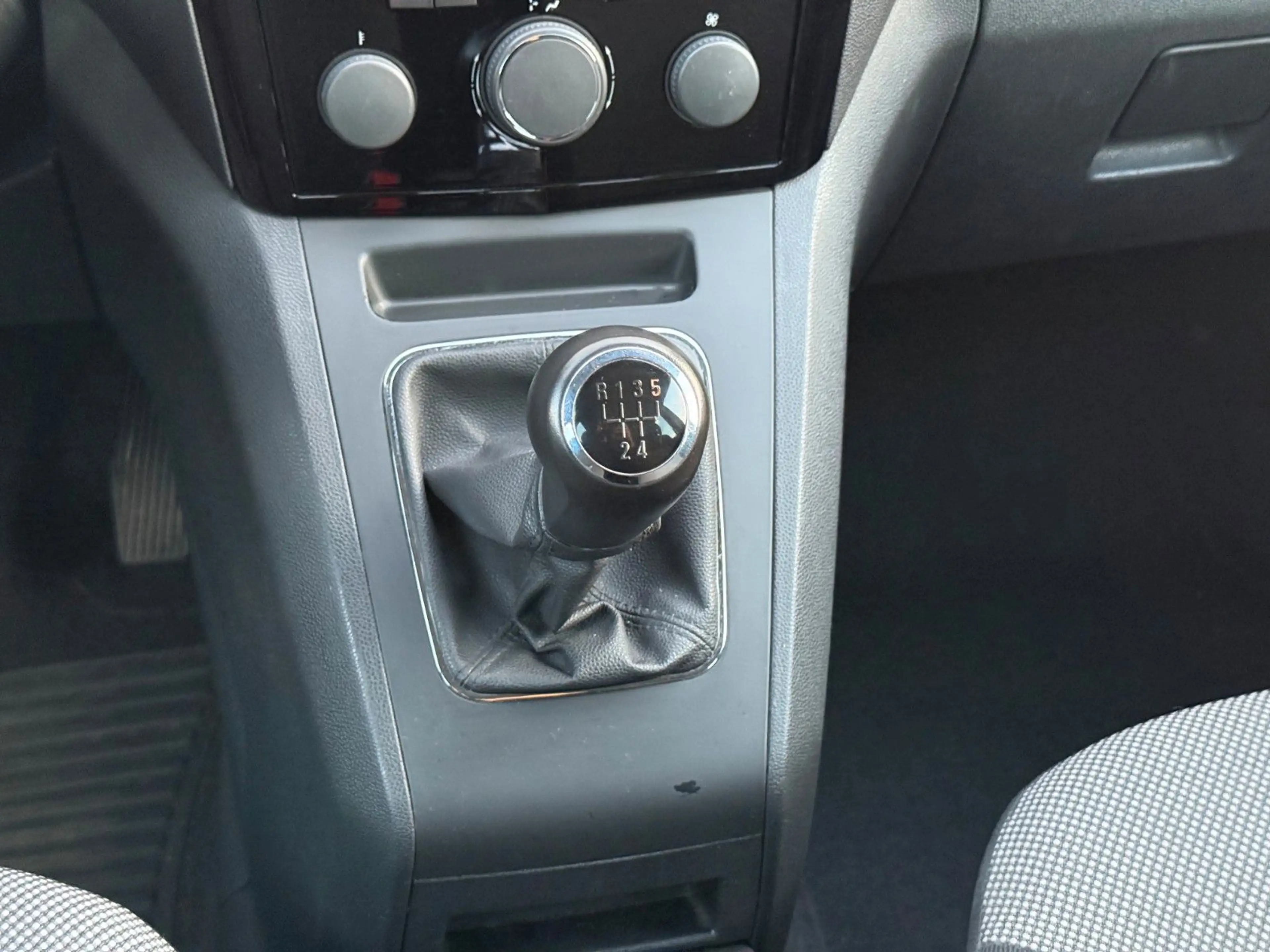 Opel Zafira B Family 1.8 A18XER 7-SITZER MUFU PDC SHZ — photo 14