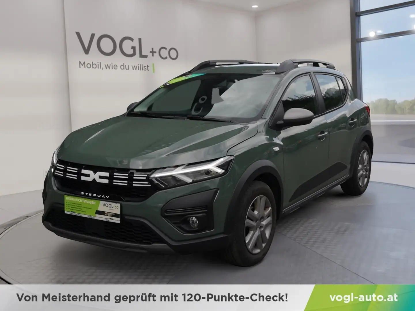 Dacia Sandero Stepway Expression TCe 90 Grün - 1