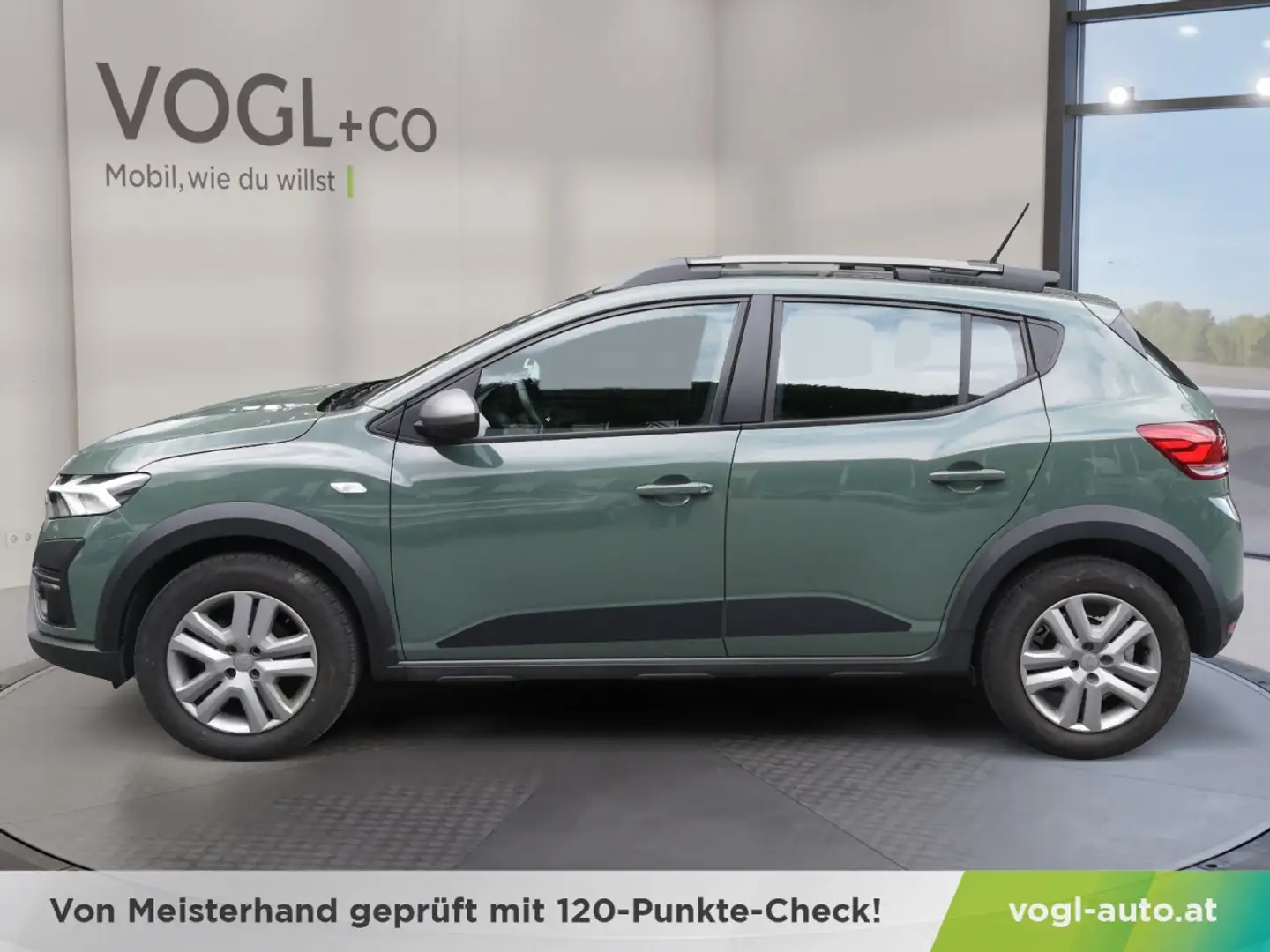Dacia Sandero Stepway Expression TCe 90 Grün - 2