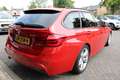 BMW 318 3-SERIE TOURING 318i M SPORT AUTOMAAT CORPORATE HA Rood - thumbnail 2