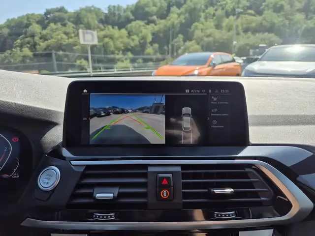 BMW X4 view 13