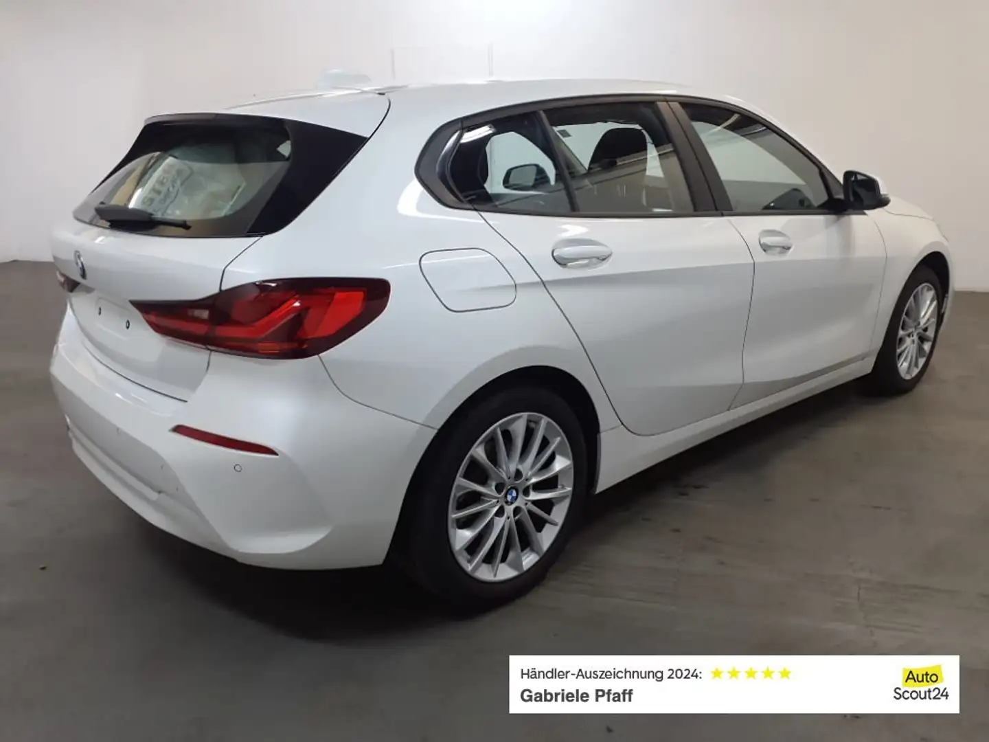 BMW 116 i Advantage*Navi*LED*DAB*PDC*SH*BMW Live Cockpit* Weiß - 2