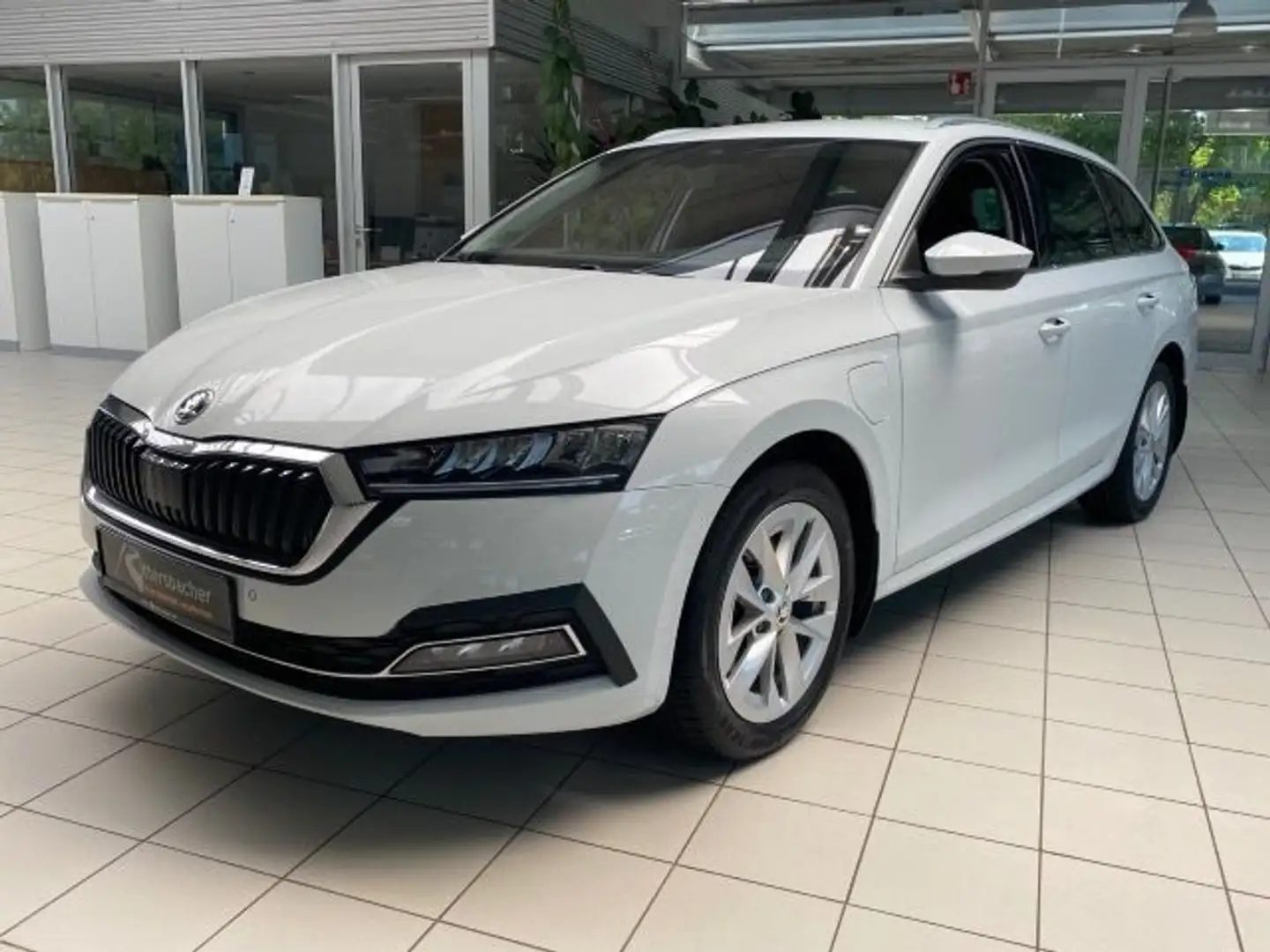 Skoda Octavia Combi Style 1.4 TSI Hybrid AHK Navi ACC Weiß - 2