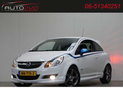 Opel Corsa 1.4-16V OPC-LINE! AIRCO CV CRUISE etc.