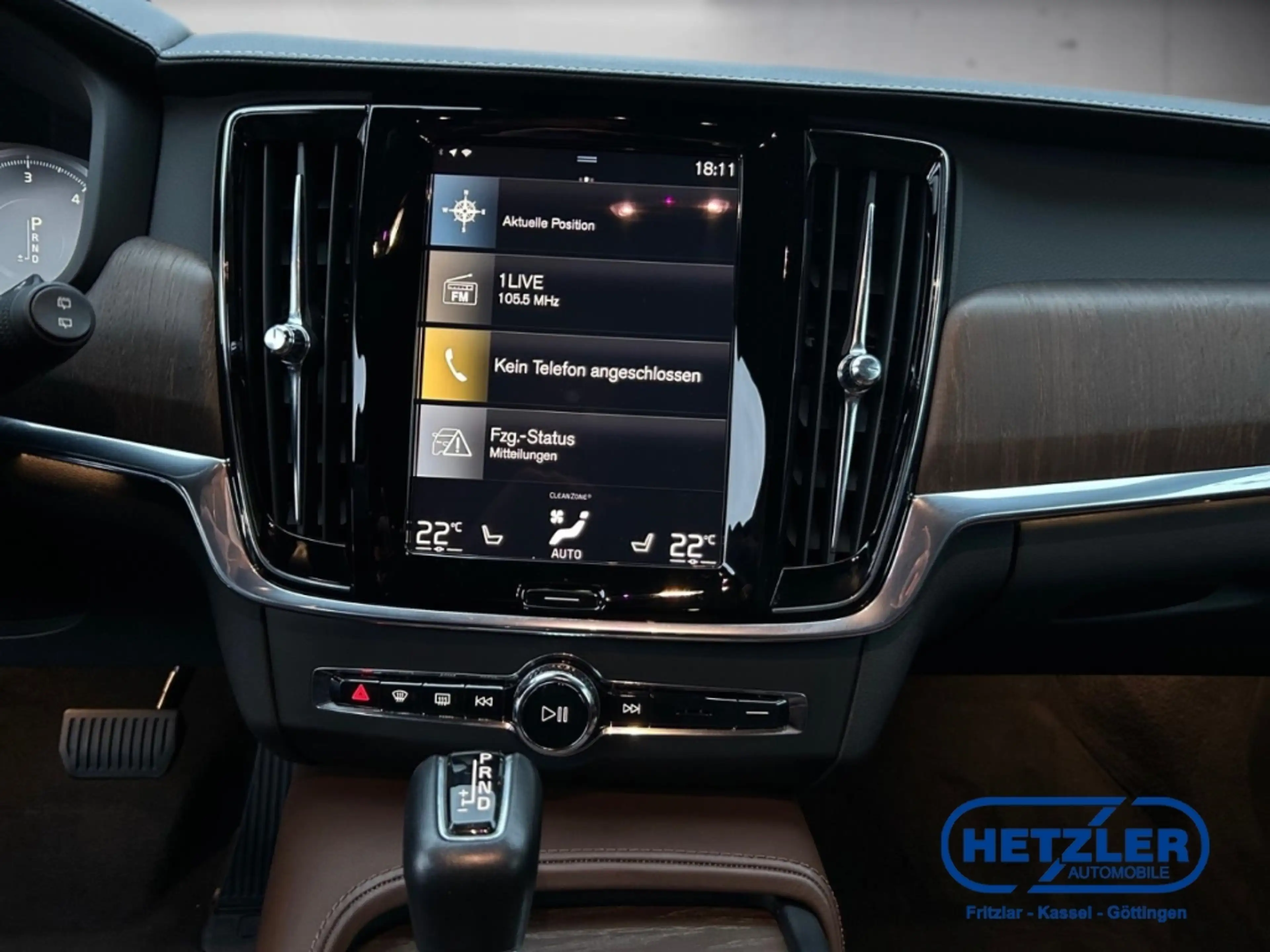 Volvo V90 Kombi D4 Inscription HUD StandHZG Navi Leder Digit — photo 9