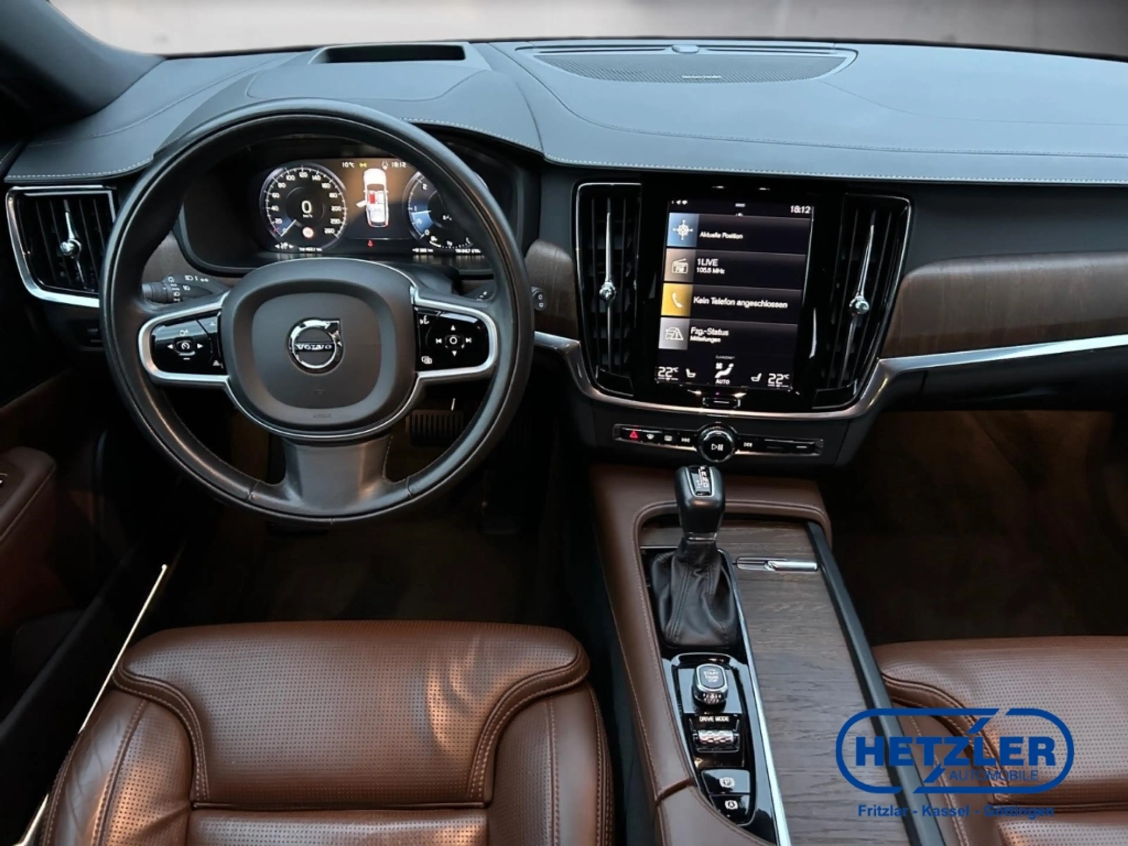 Volvo V90 Kombi D4 Inscription HUD StandHZG Navi Leder Digit — photo 11