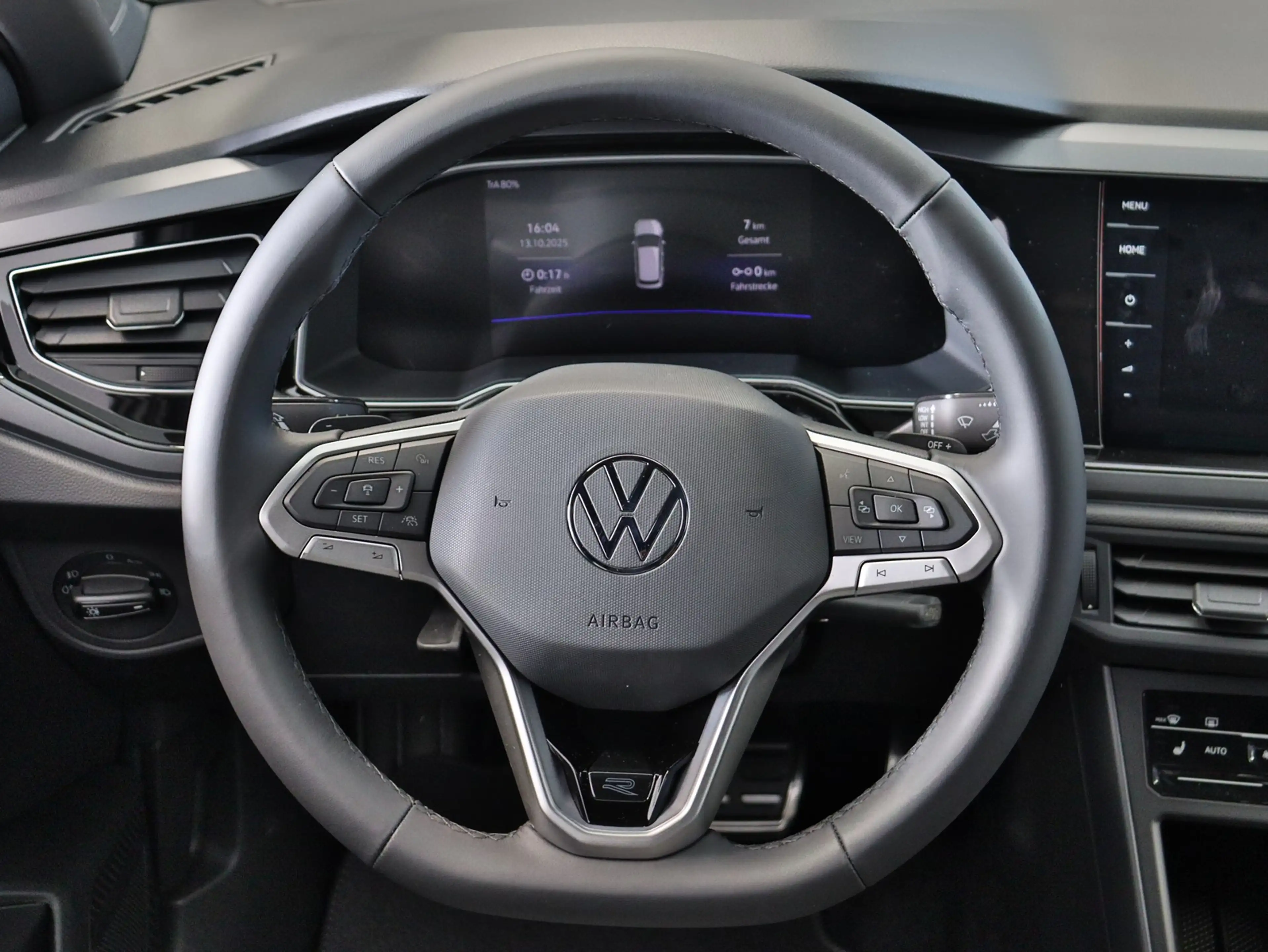 Volkswagen Taigo R-Line 1.0 l TSI DSG+AHK+ACC+RFK+NAVI — photo 15