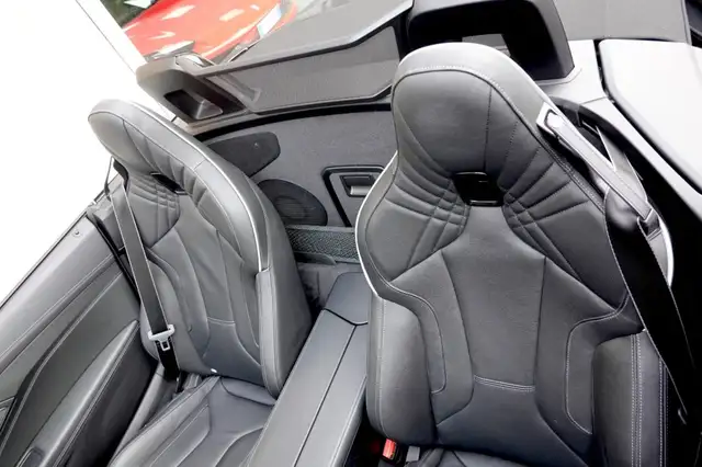 BMW Z4 view 10