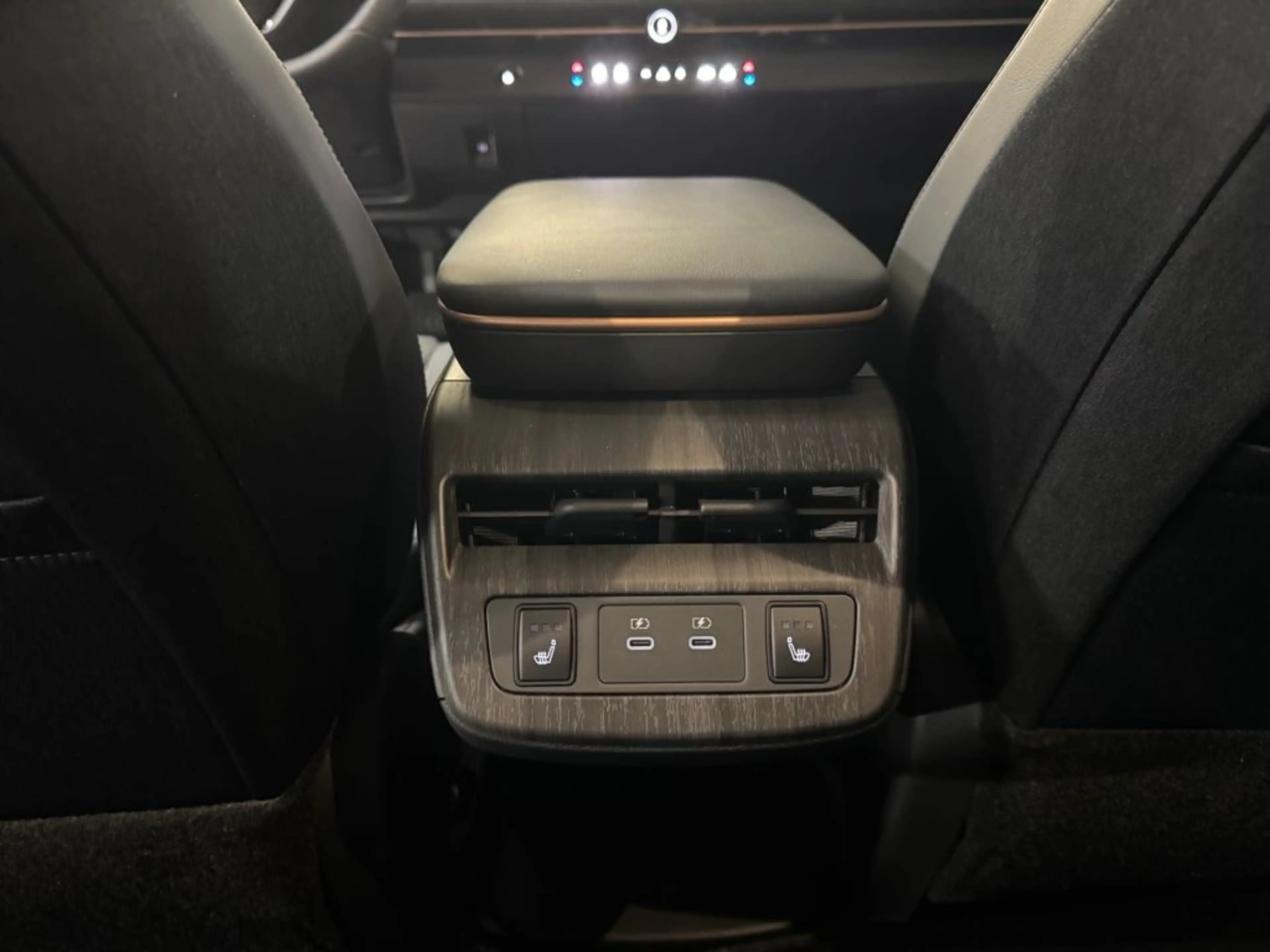 Nissan Ariya 87 kWh Evolve Pack — photo 15