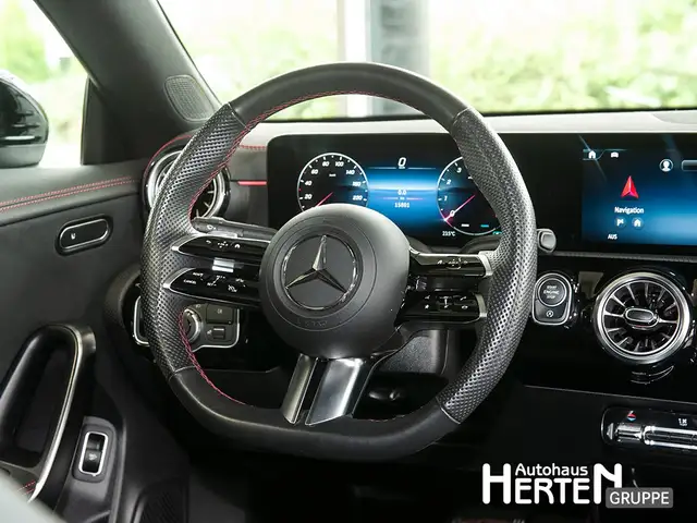 Mercedes-Benz Cla view 7