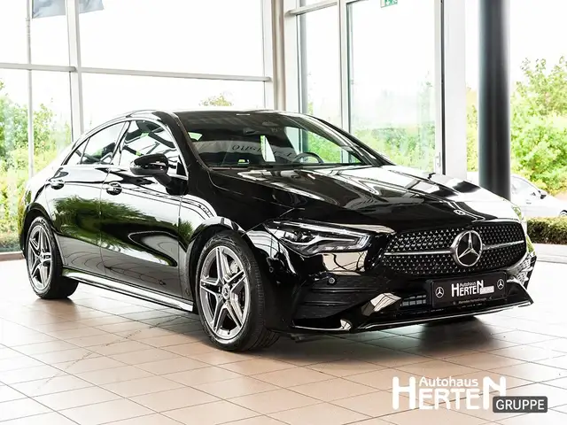 Mercedes-Benz Cla view 3