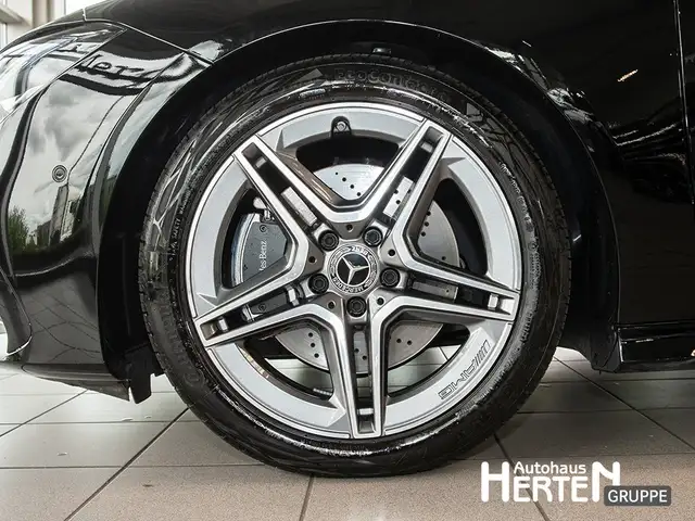Mercedes-Benz Cla view 5