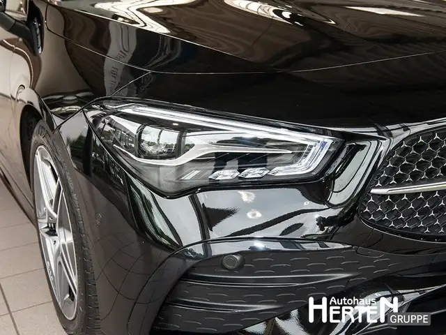 Mercedes-Benz Cla view 13