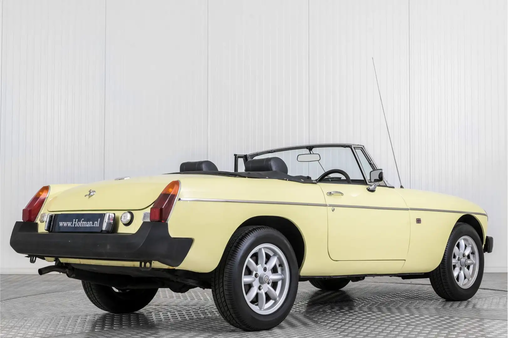 MG MGB overdrive 1.8 Roadster Yellow - 2