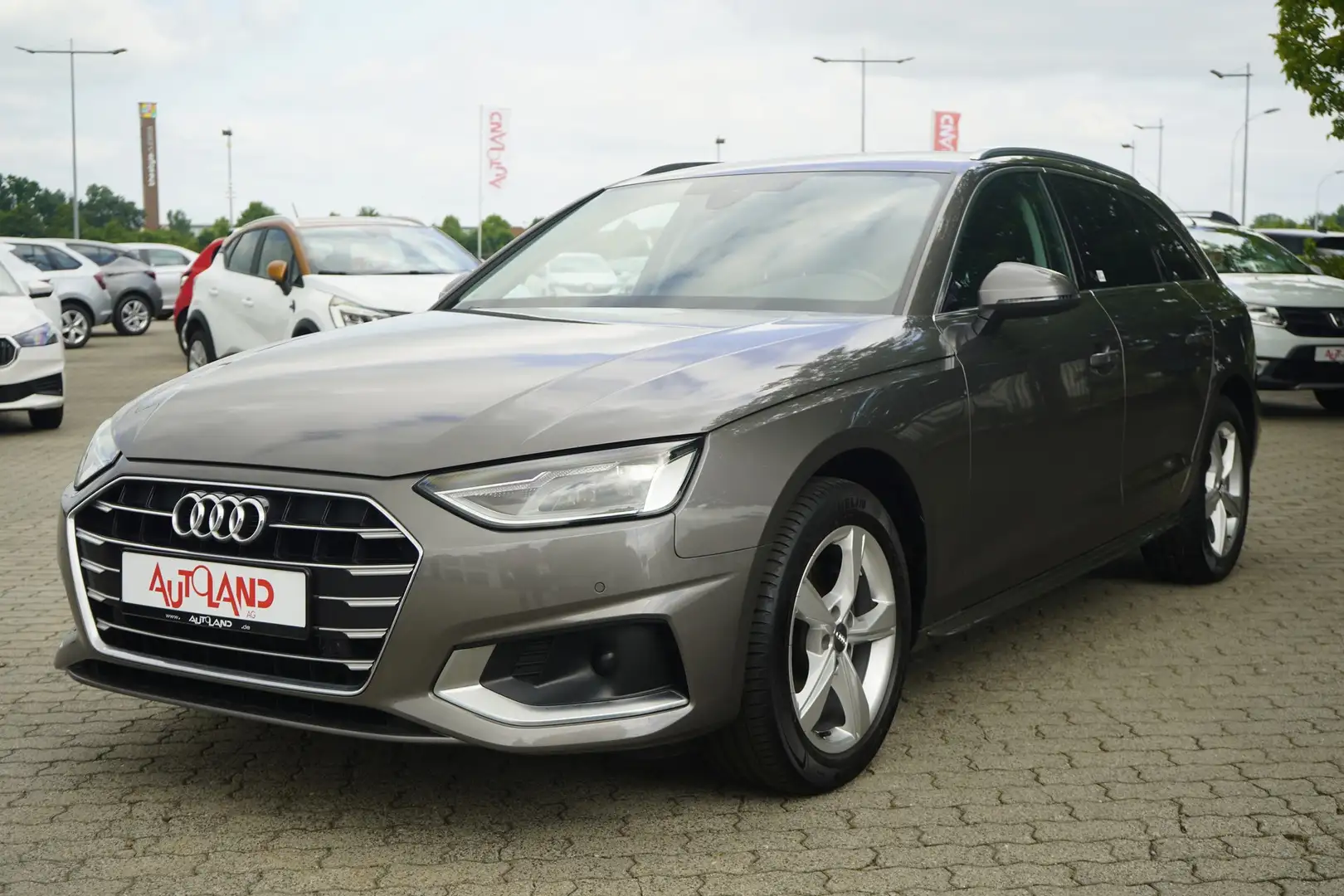 Audi A4 2.0 TDI Avant S-Tronic AHK LED App-Connect Gris - 2