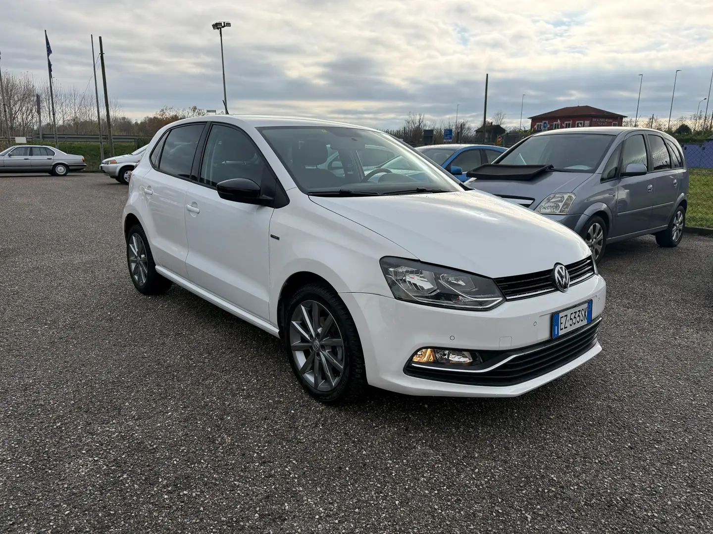 Volkswagen Polo Polo 2015 5p 1.2 tsi Vers. Fresh Blanc - 2