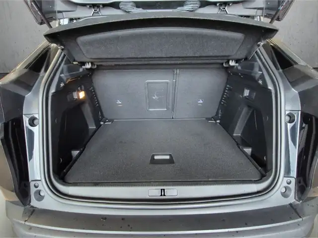 Peugeot 3008 view 7