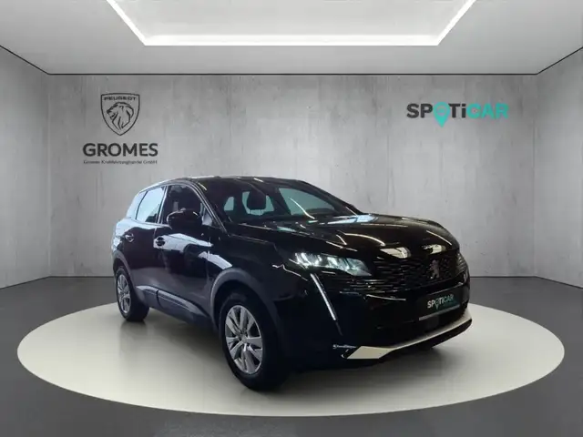 Peugeot 3008 main image