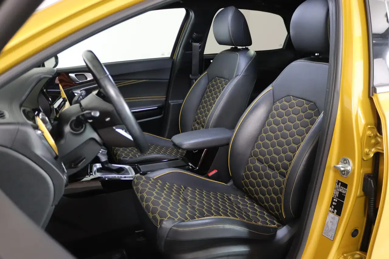 Kia X Ceed 1.4 T-GDi ExecutiveLine Lauch X Edition Panoramada, миниатюра 4