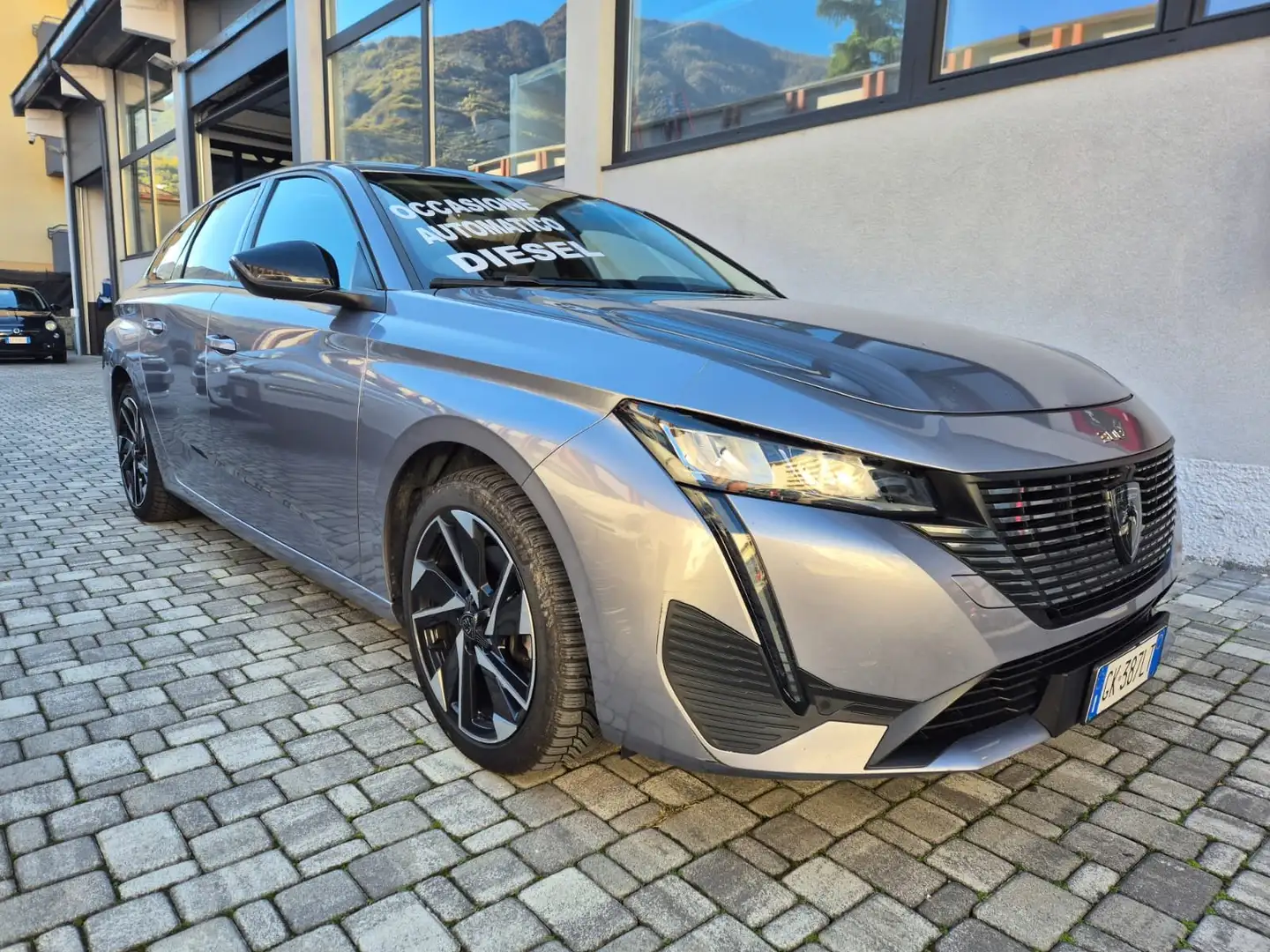 Peugeot 308 SW 1.5 bluehdi Allure 130CV Grau - 1