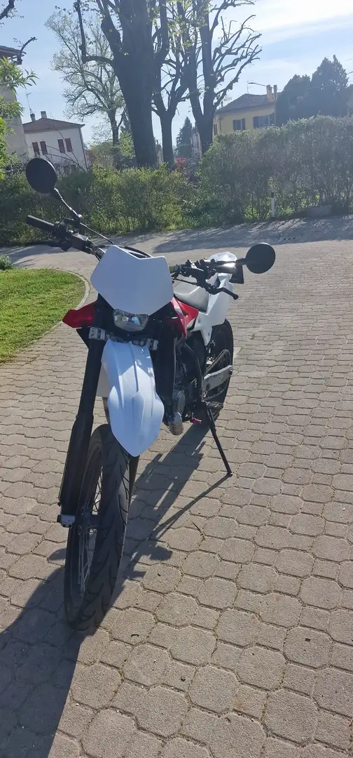 Husqvarna WRE 125 Blanco - 1