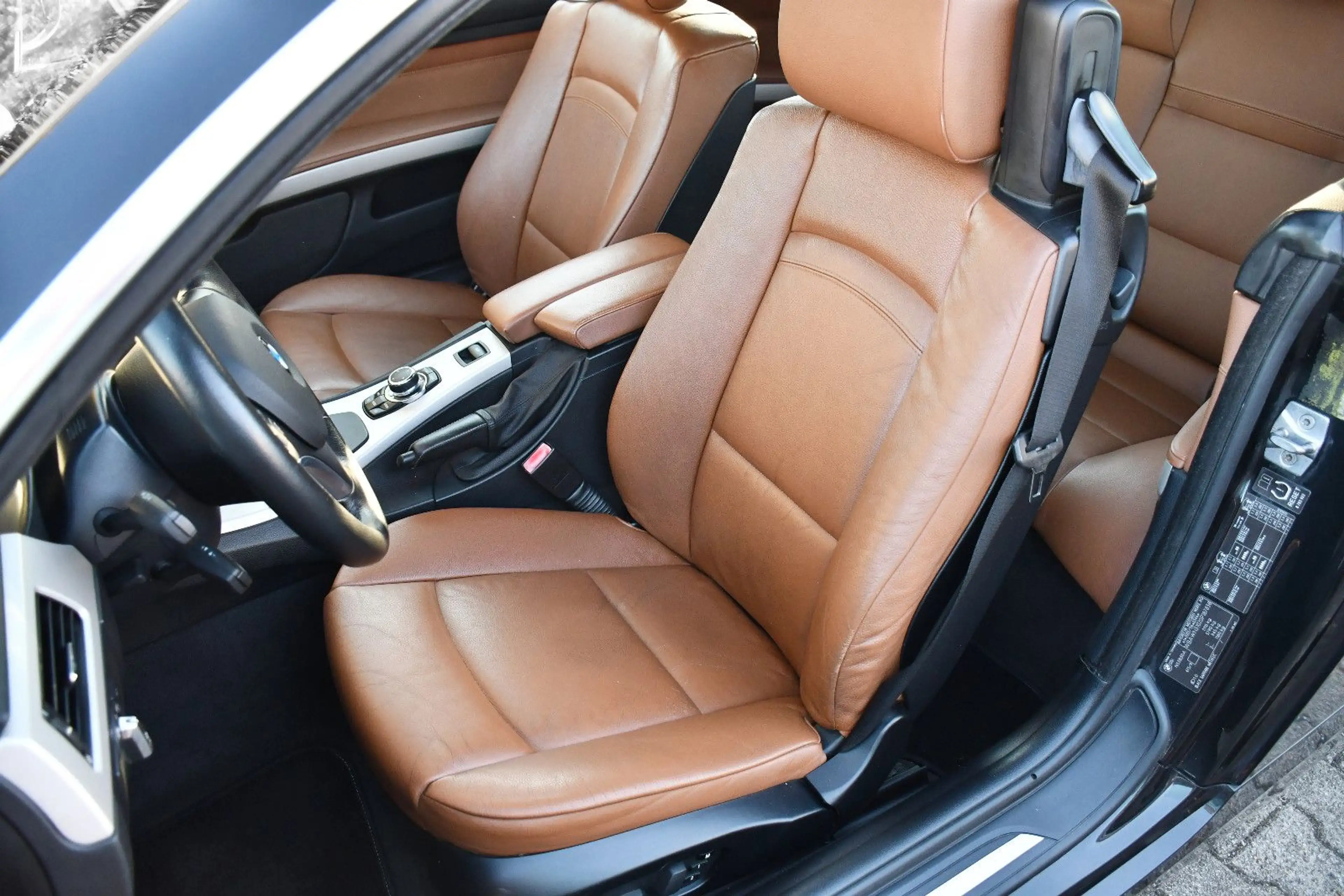 BMW 325 i Cabrio 3.0l 6Zylinder N53 Navi Leder Memory — photo 11