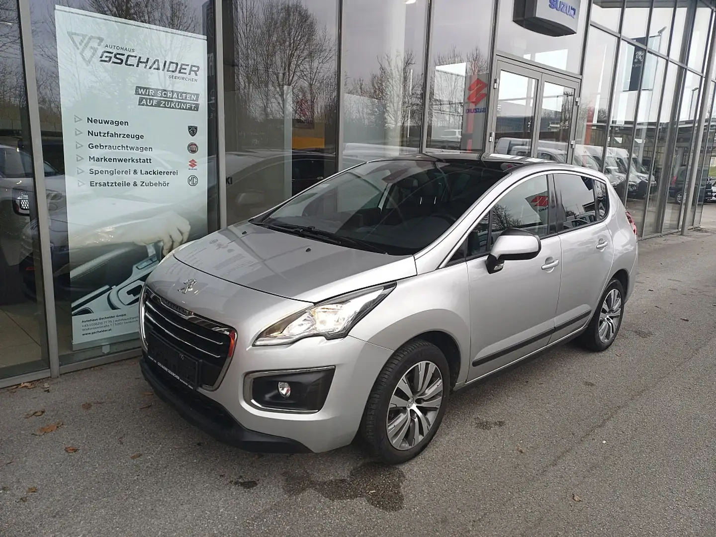 Peugeot 3008 1,2 PureTech 130 S&S Business Line Grau - 1