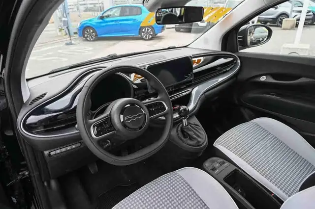 Fiat 500 view 6