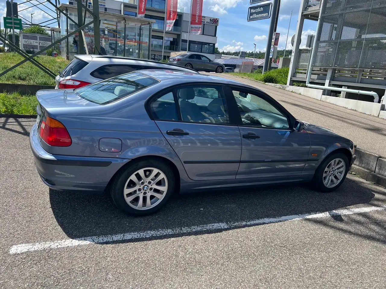 BMW 316i, foto 2