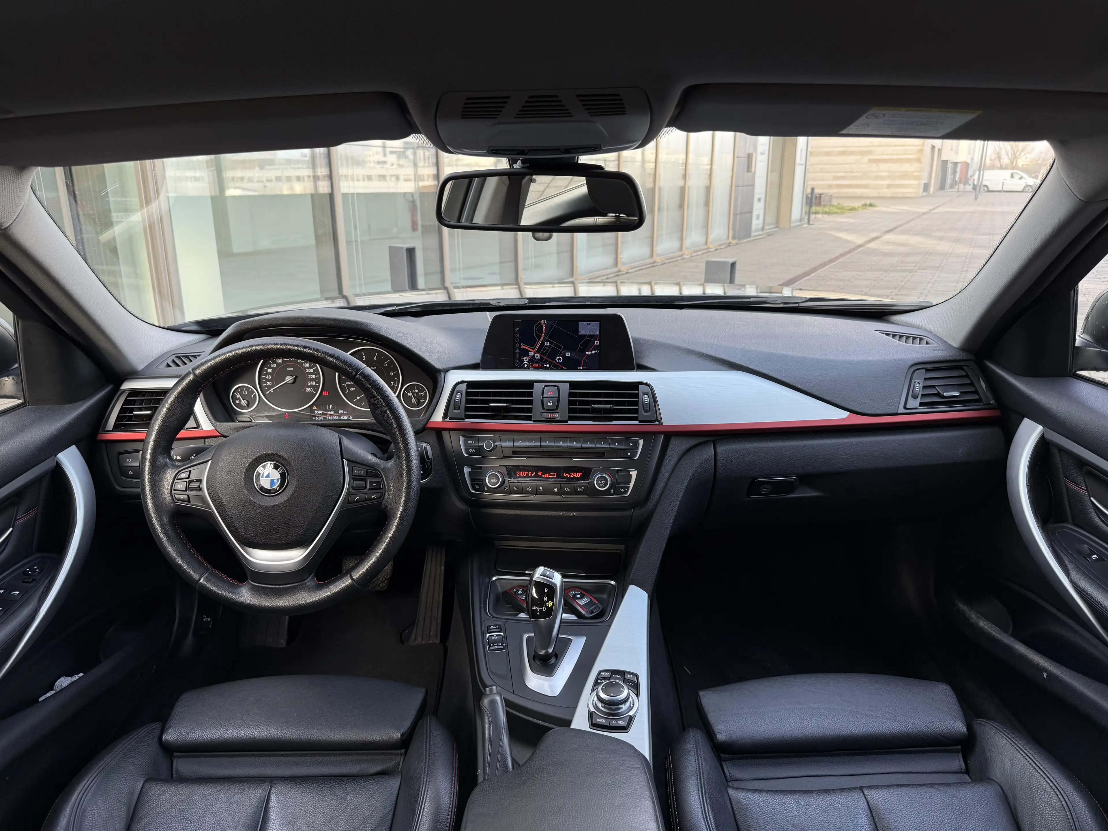 BMW 328 i 245CH SPORT LINE / AUTOMATIQUE — photo 8