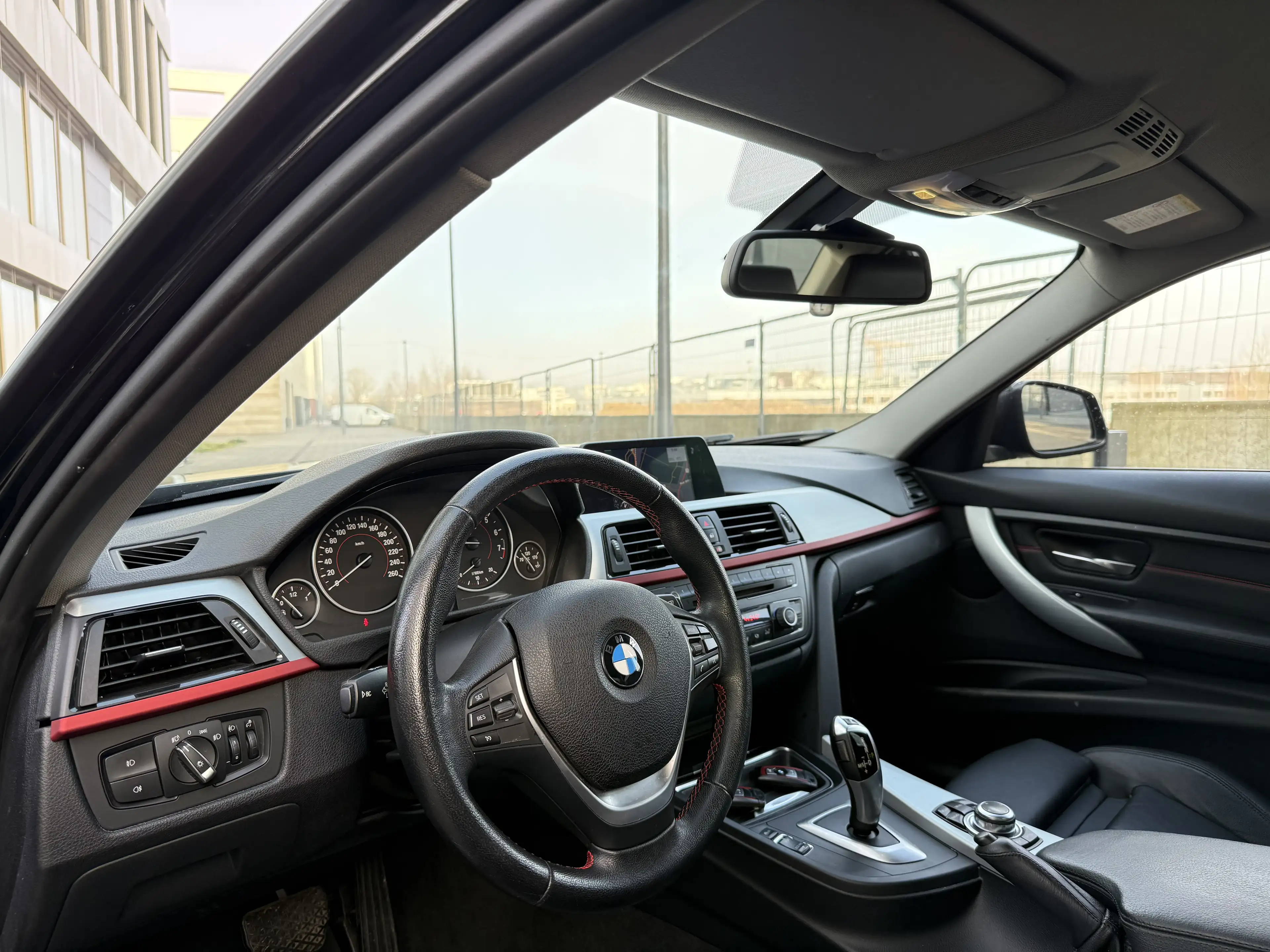 BMW 328 i 245CH SPORT LINE / AUTOMATIQUE — photo 7