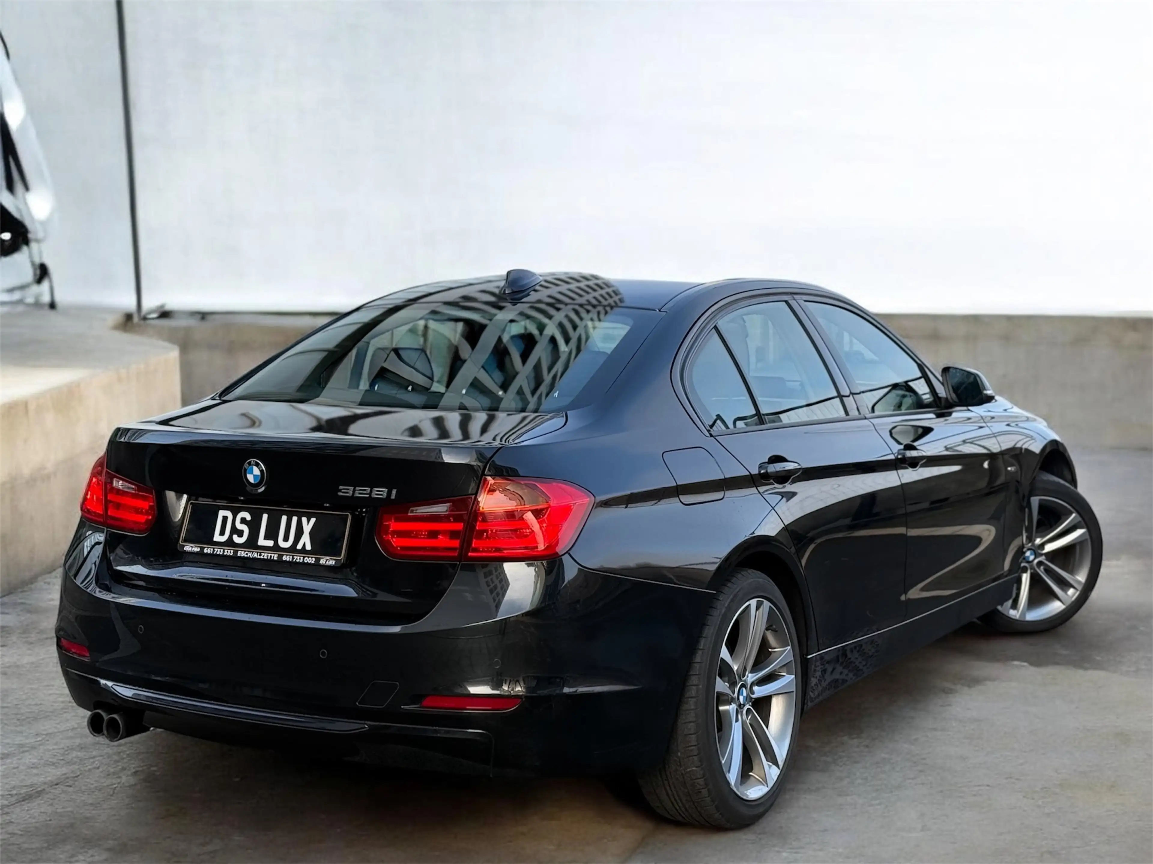 BMW 328 i 245CH SPORT LINE / AUTOMATIQUE — photo 6