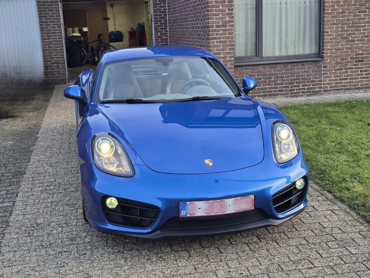 Porsche Cayman