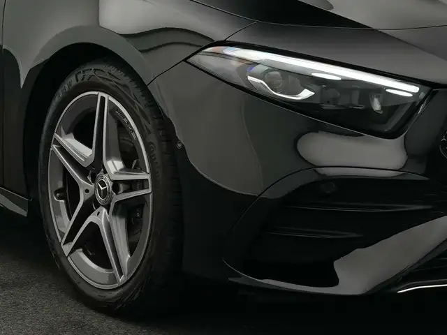 Mercedes-Benz A Class view 9