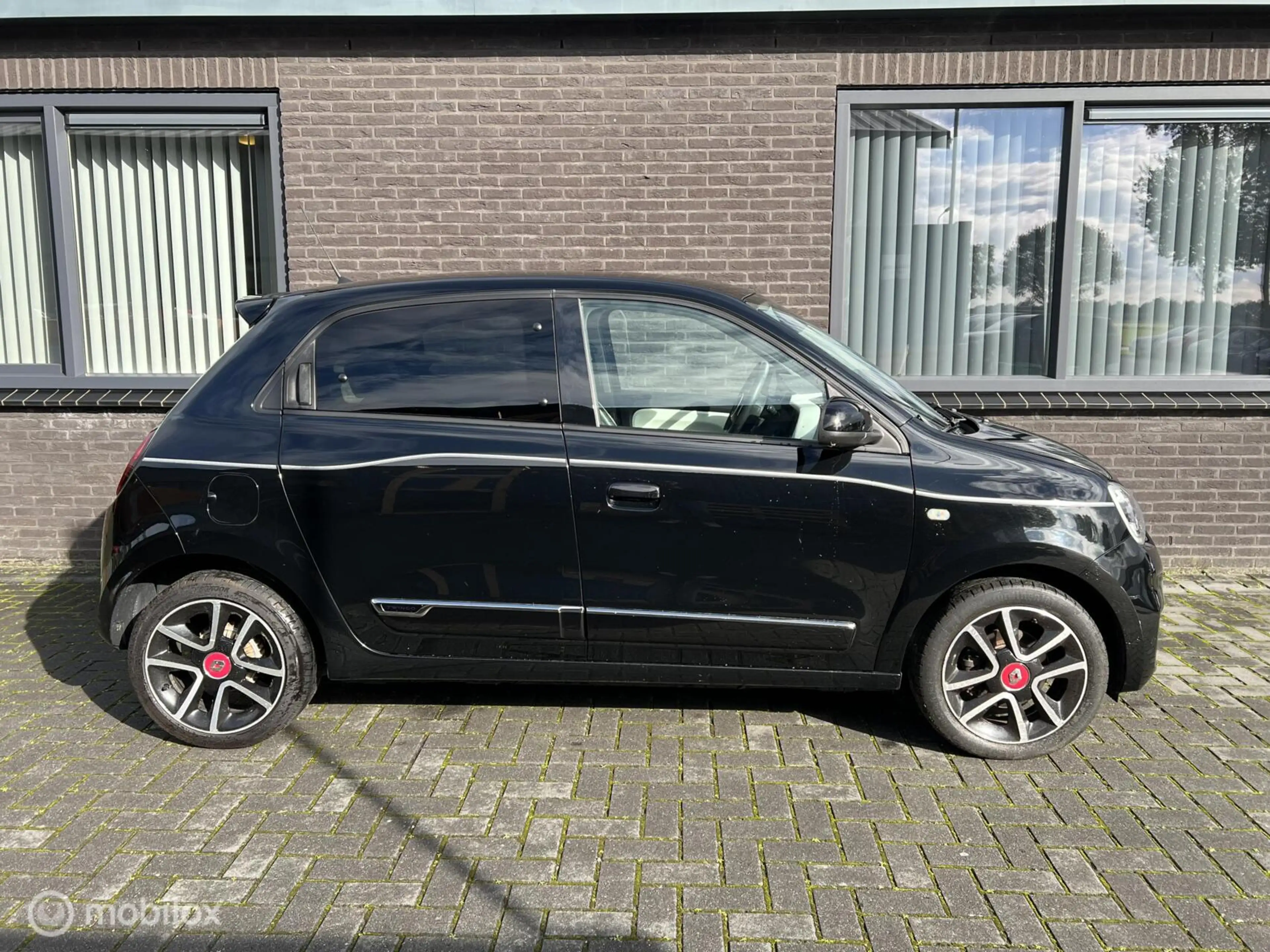 Renault Twingo 1.0 SCe Intens |Apple Carplay | Clima — photo 7