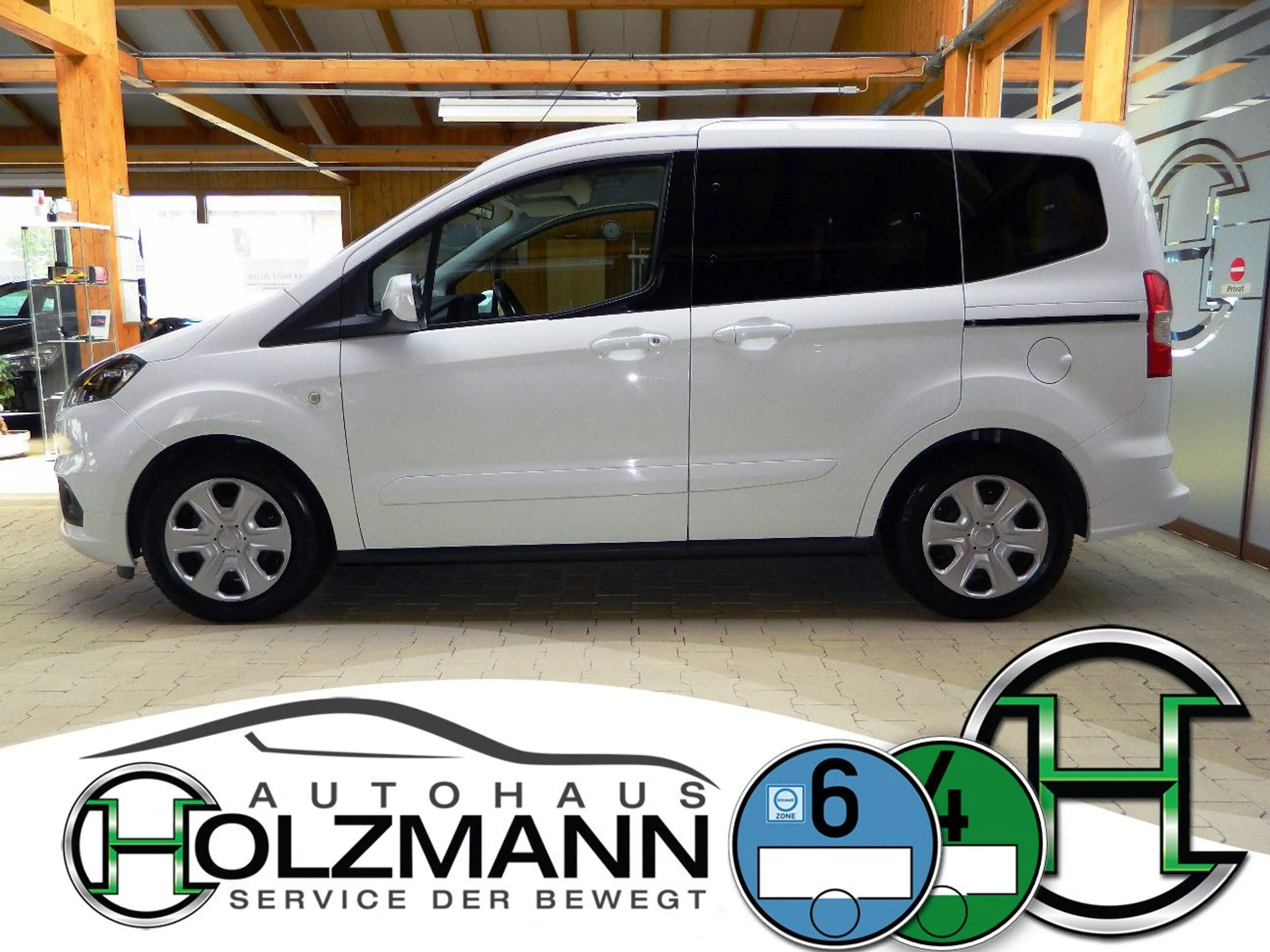 Ford Tourneo Courier 1.0 EcoBoost Trend/Sync3/PDC/SHZ — photo 4
