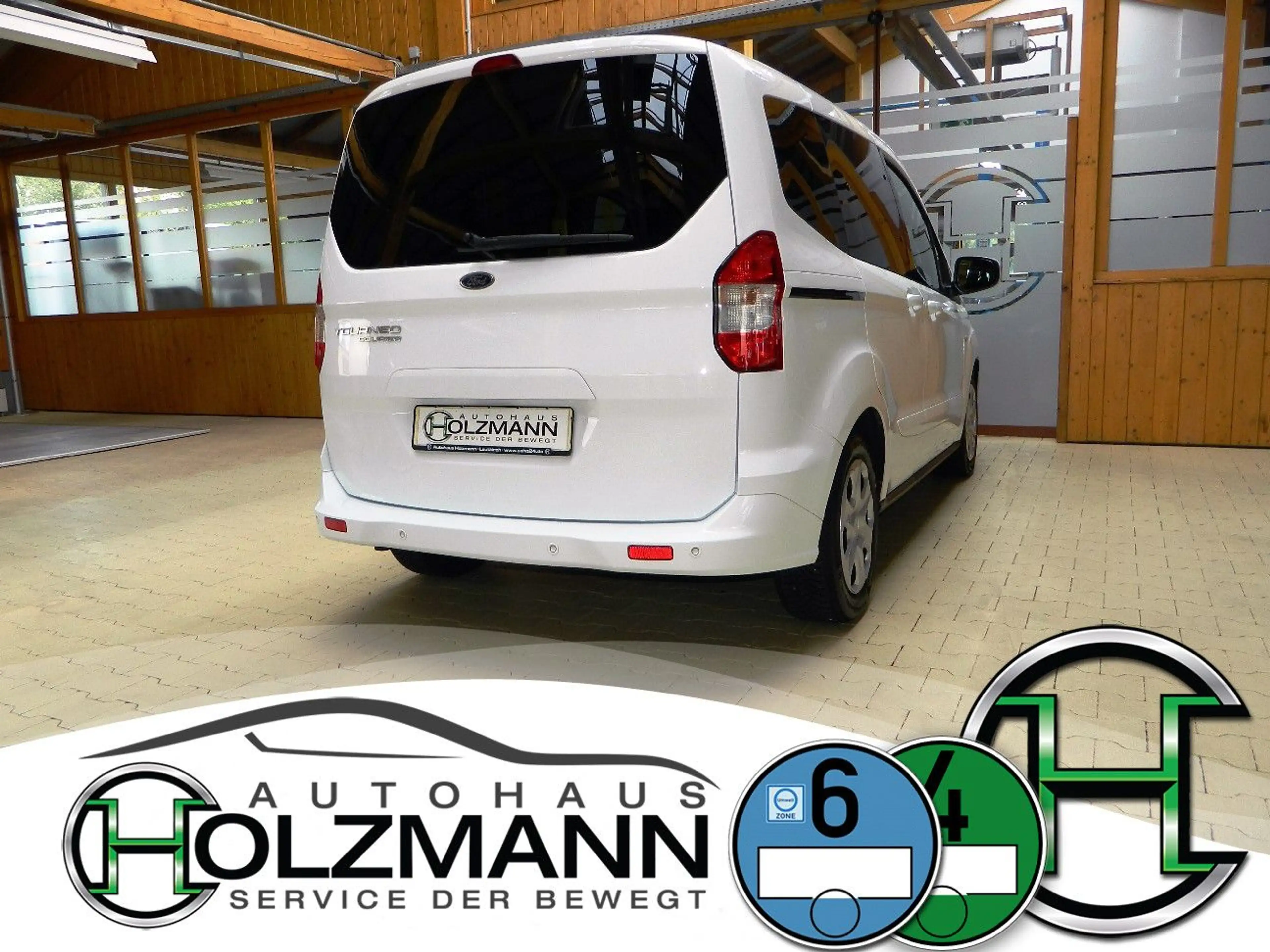 Ford Tourneo Courier 1.0 EcoBoost Trend/Sync3/PDC/SHZ — photo 7