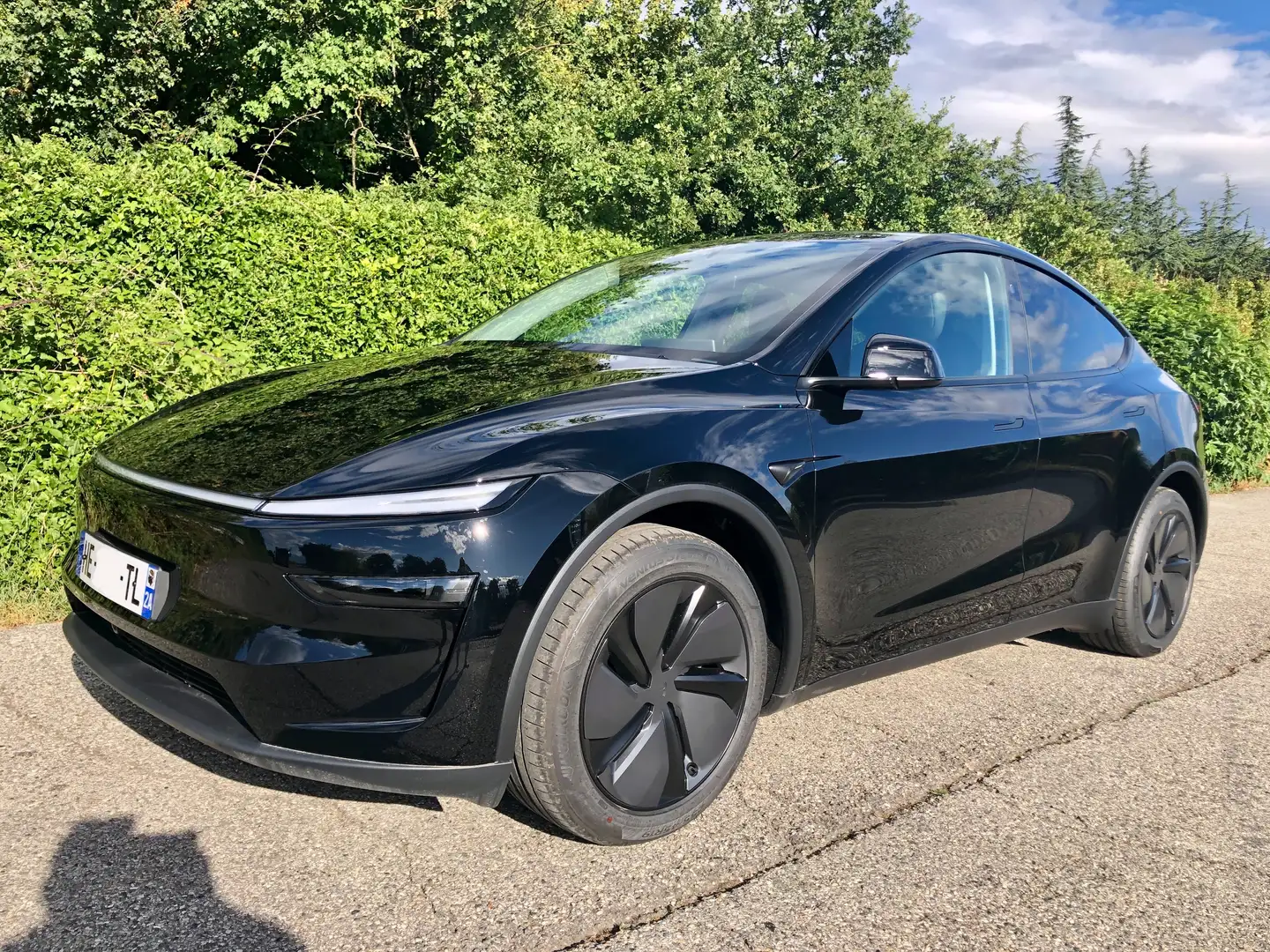 Tesla Model Y MODEL Y DUAL MOTOR AWD MODEL JUNIPER TVA RECUP Noir - 1