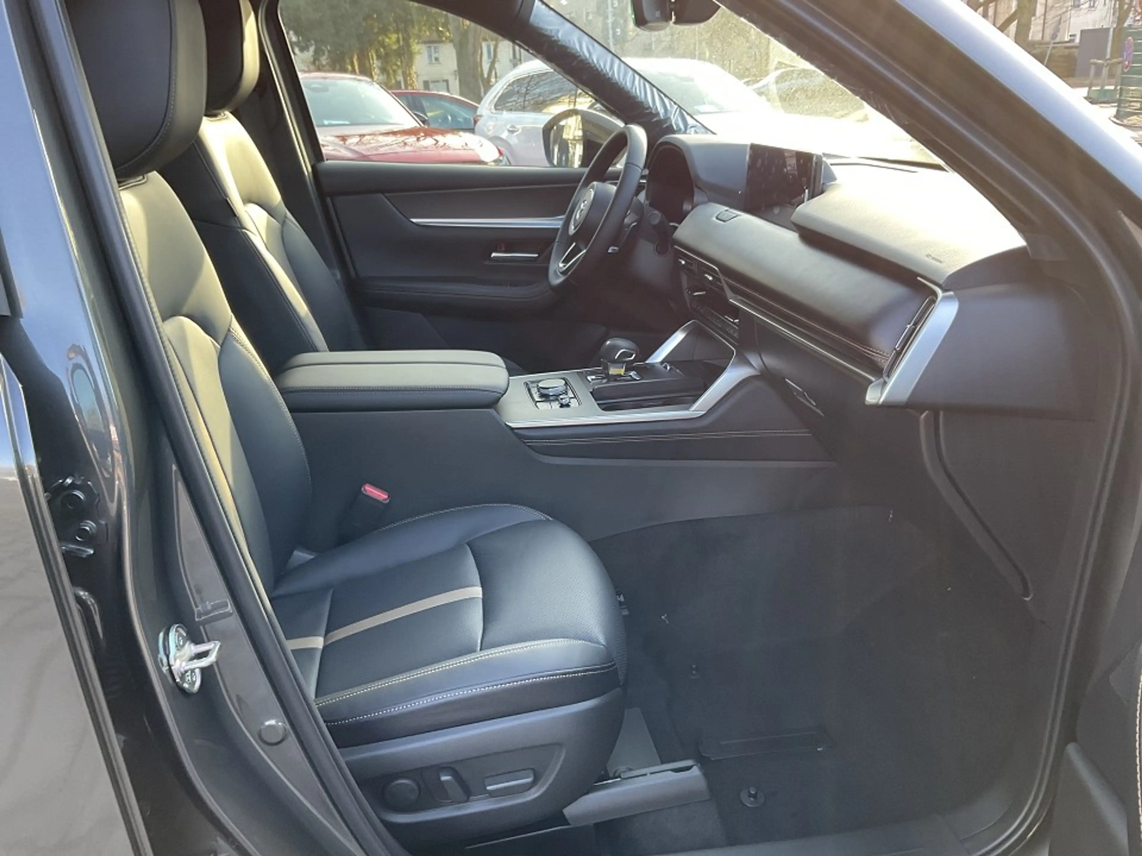 Mazda CX-60 2.5L e-SKY PHEV 241 kW (327 PS) Homura 360° Bose u — photo 14